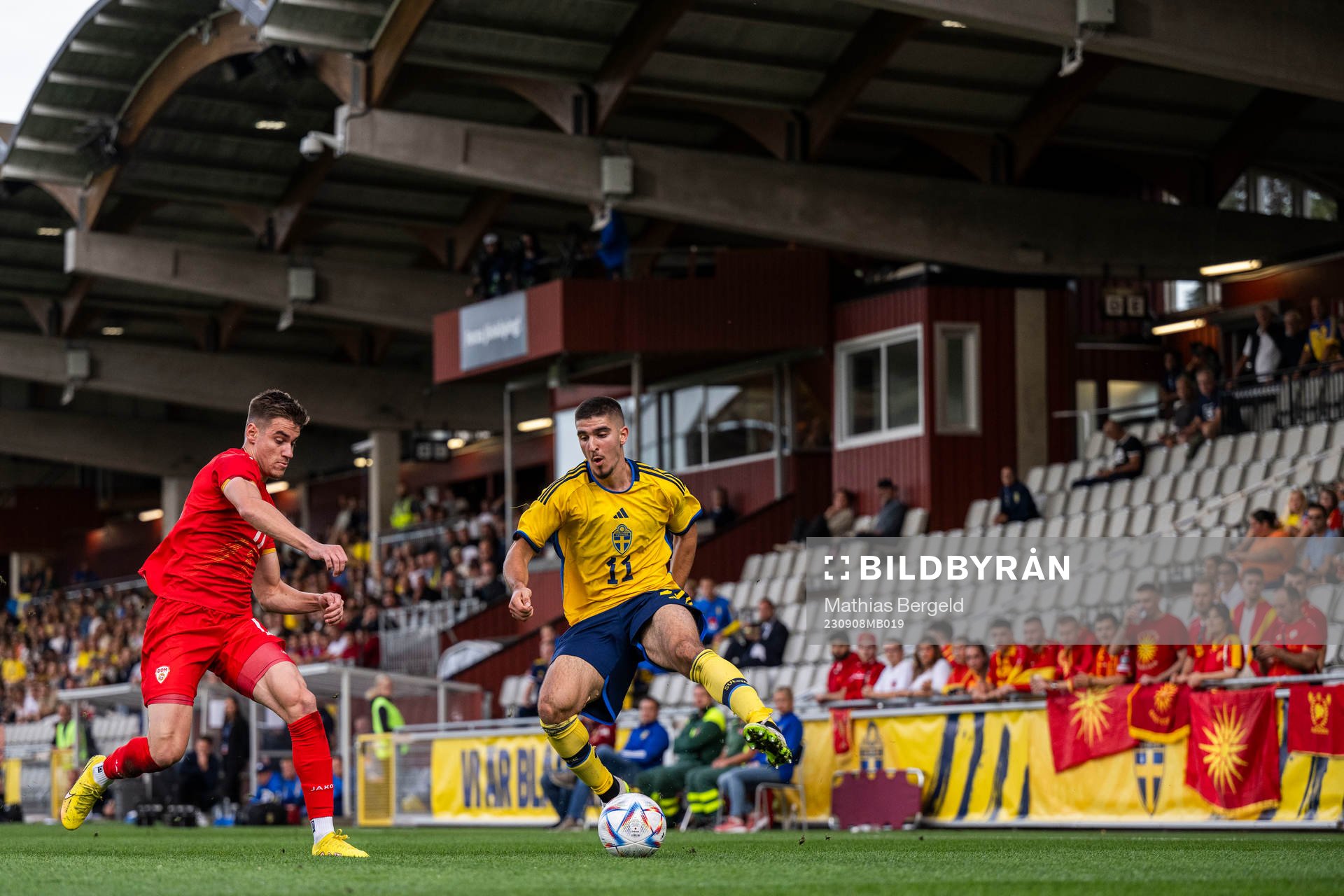 Metodi Maksimov of North Macedonia and Mayckel Lahdo of
