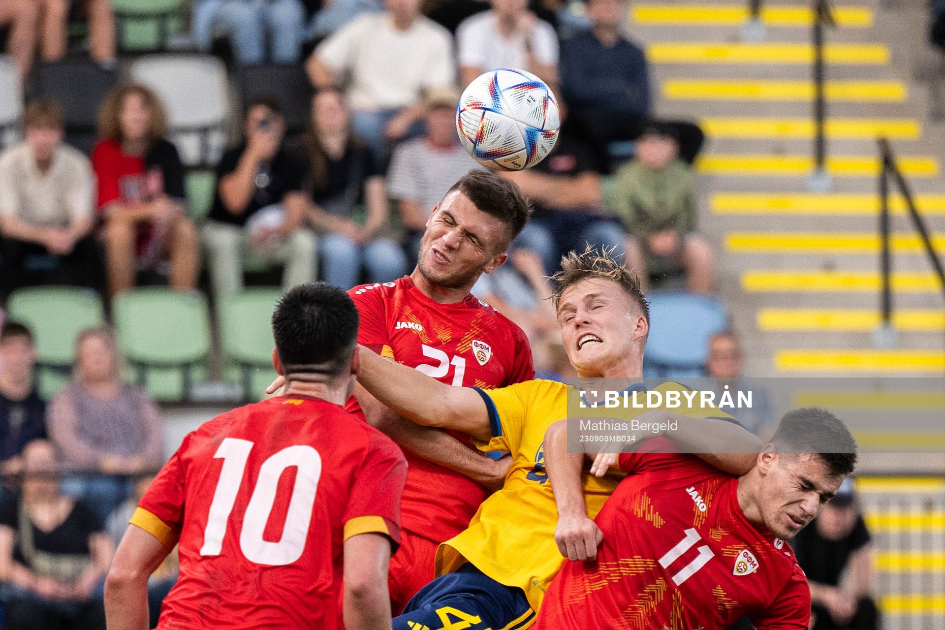 Hamza Ramani and Metodi Maksimov of North Macedonia against Casper Widell of Sweden during the UEFA European Under-21 Qualifier football match between Sweden and North Macedonia on September 8, 2023 in Jönköping.