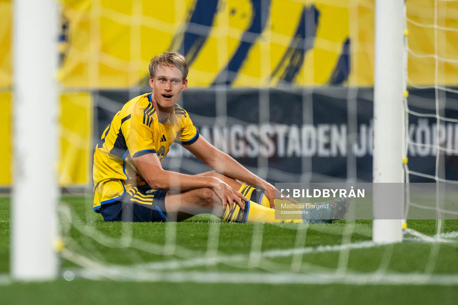 Oscar Vilhelmsson of Sweden looks dejected