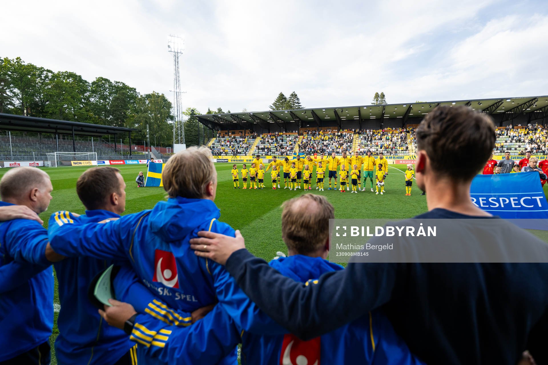 Players and staff of Sweden