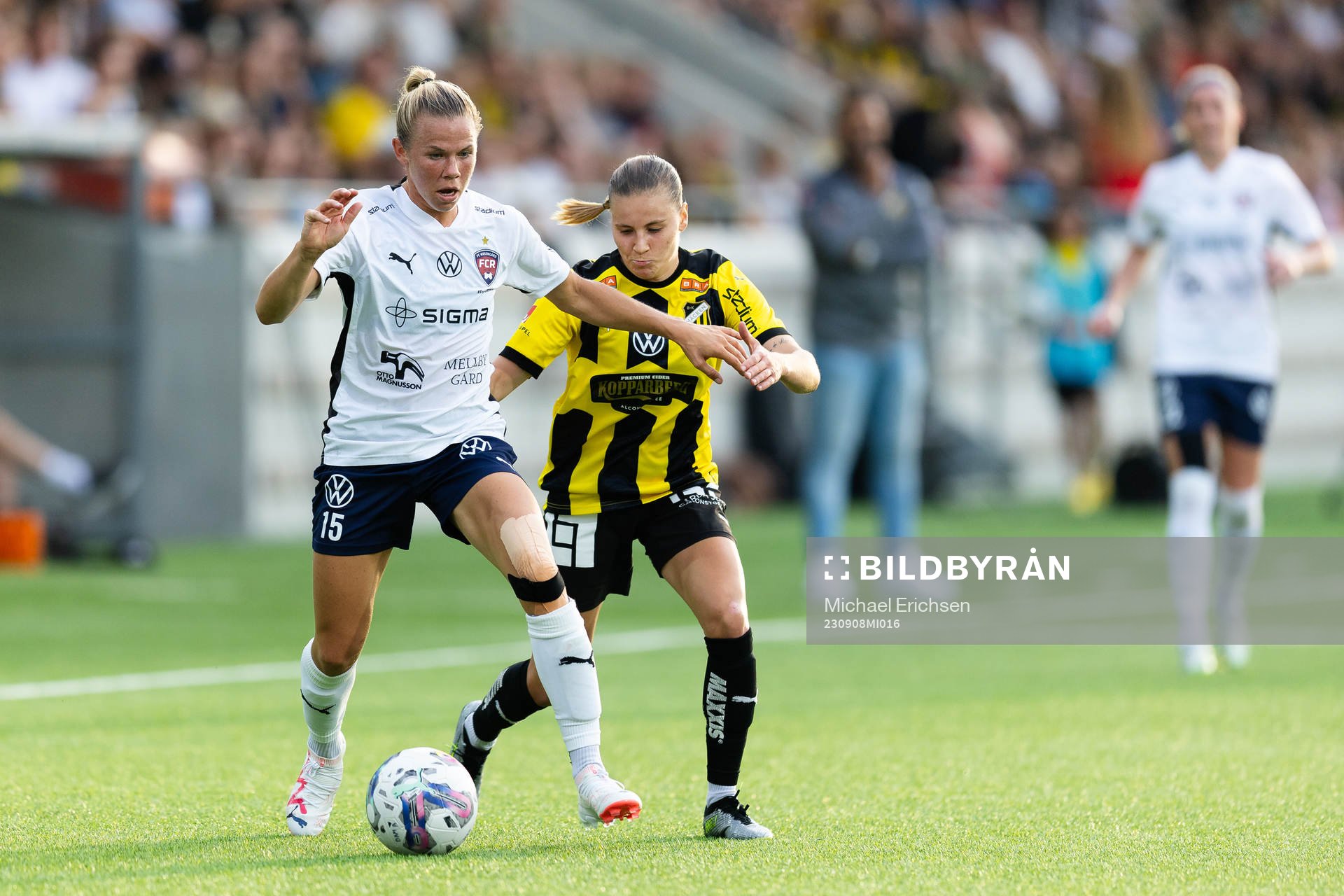FC Rosengårds Jessica Wik och Häckens Katariina Kosola