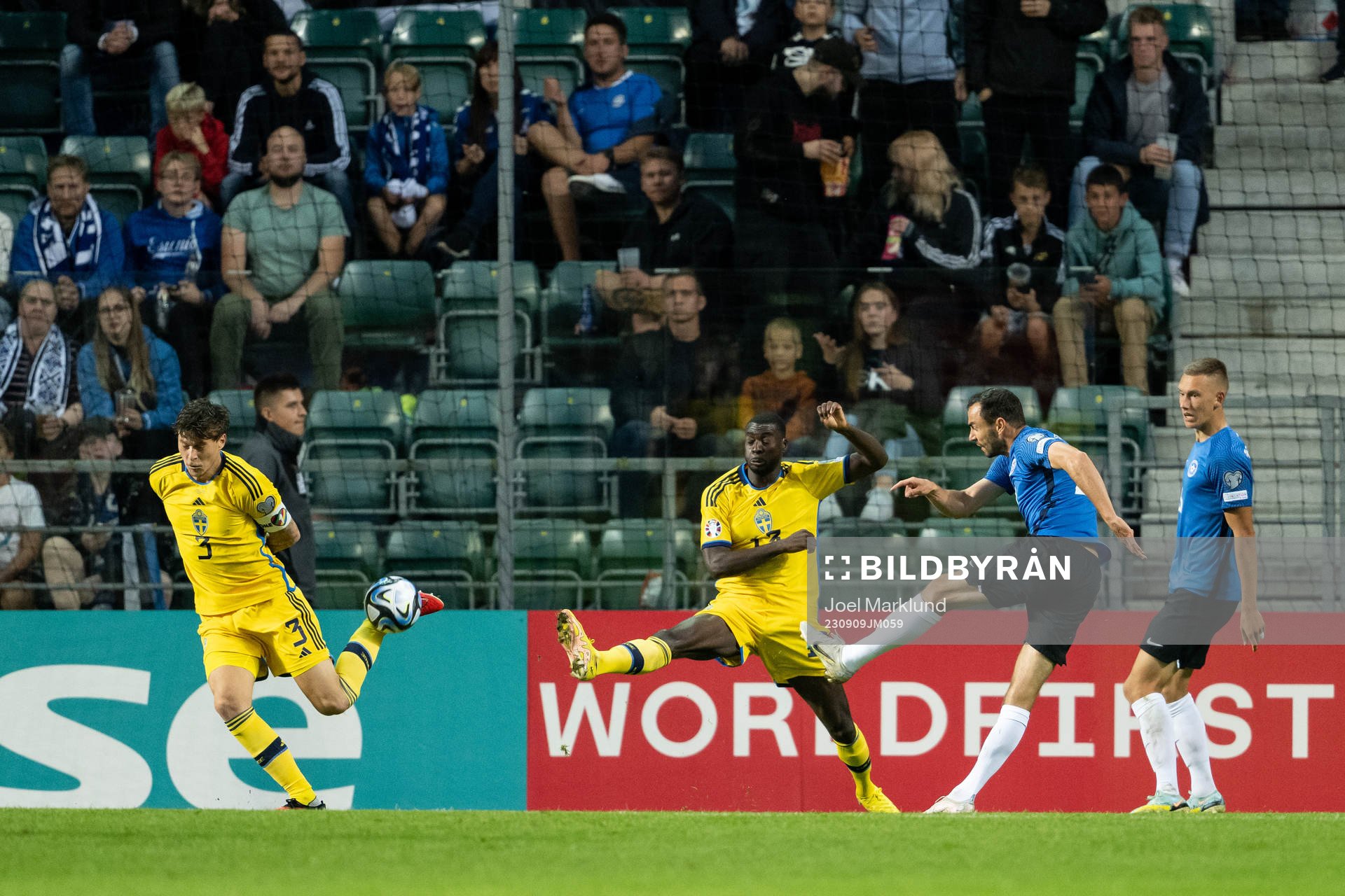 Victor Nilsson Lindelöf and Ken Sema of Sweden against