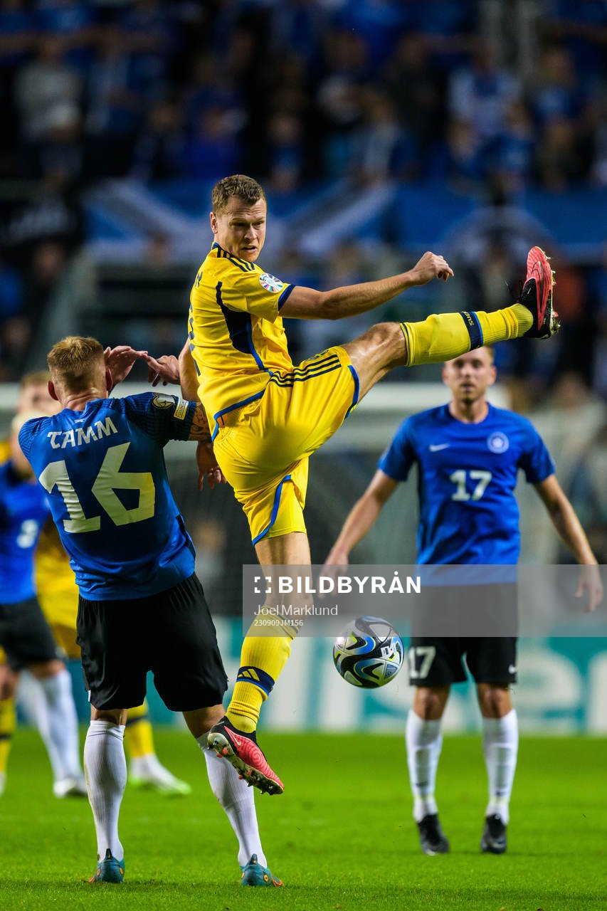 Joonas Tamm of Estonia and Viktor Claesson of Sweden