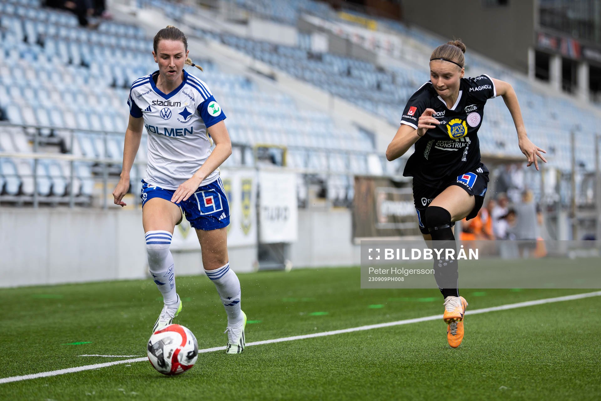 IFK Norrköpings Chelsie Dawber och målvaktstränare Jonas