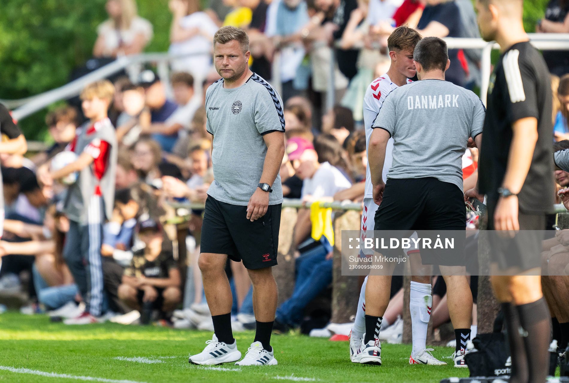 Headcoach Lasse Stensgaard of Denmark