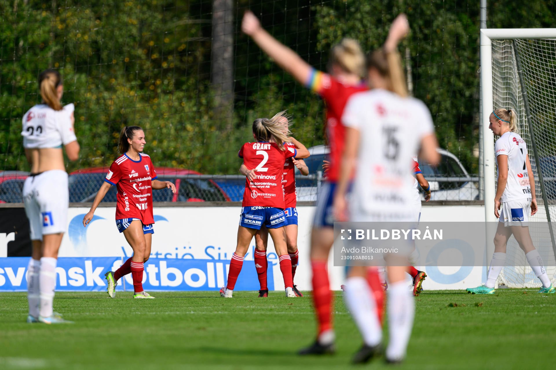Vittsjös Charlotte Grant jublar