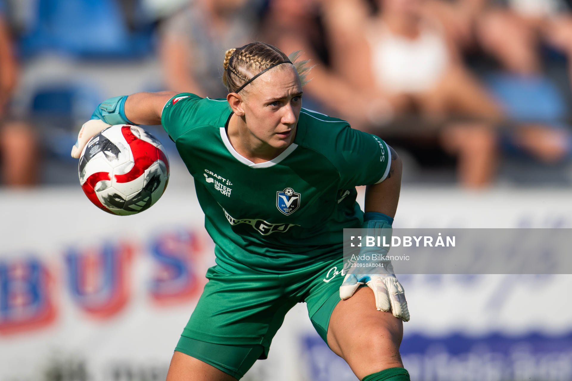 Växjö DFFs Louise Högrell Ledbetter under fotbollsmatchen i Damallsvenskan mellan Vittsjö och Växjö DFF den 10 september 2023 i Vittsjö. 