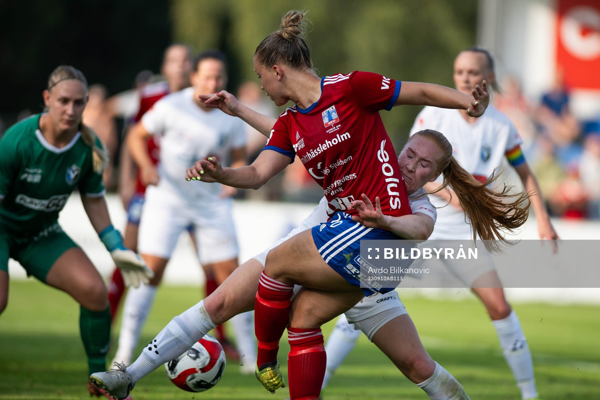 Vittsjös Hanna Ekengren och Växjö DFFs Tilde Johansson