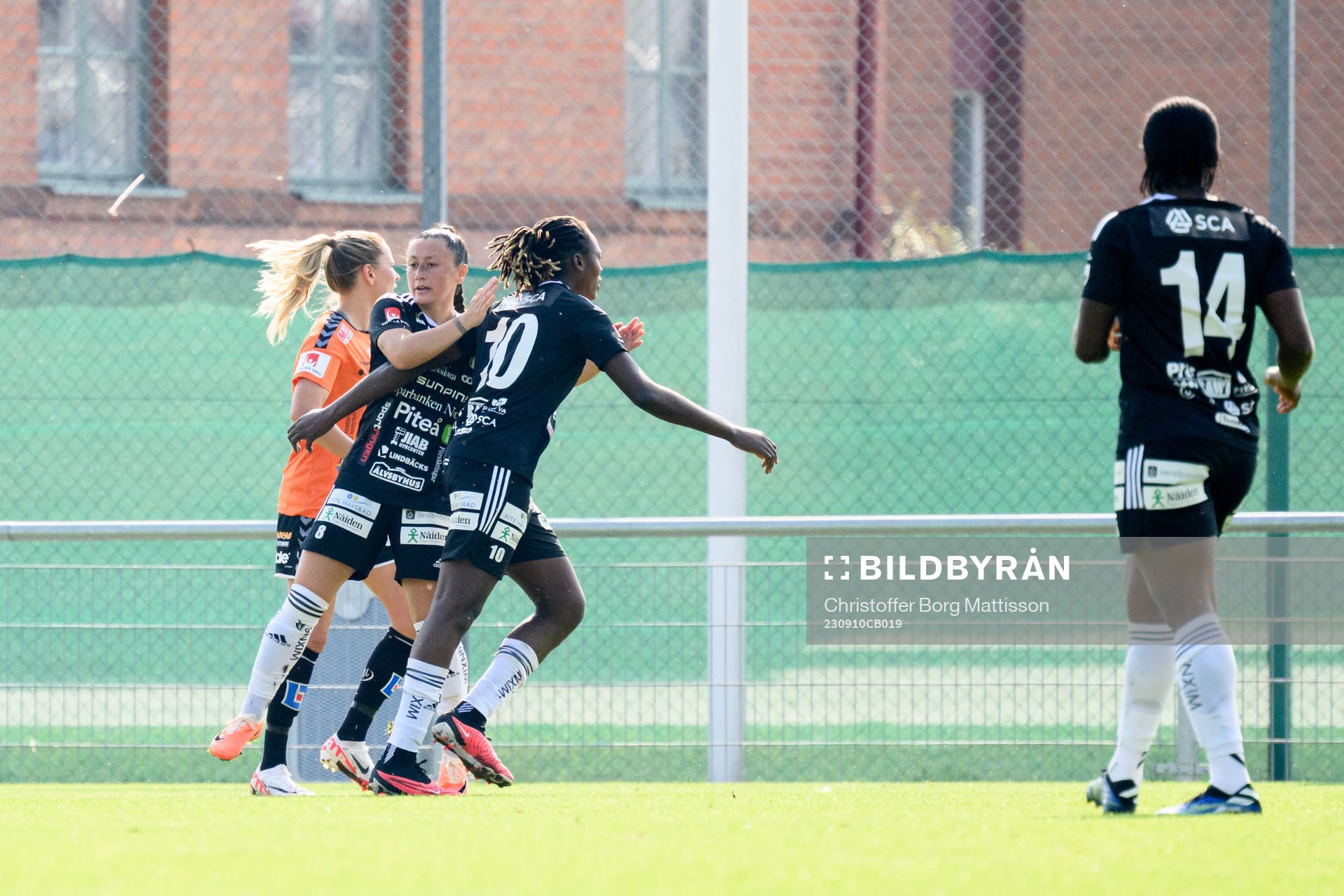Piteås Anam Imo jublar under fotbollsmatchen i Damallsvenskan mellan Kristianstad och Piteå den 10 september 2023 i Kristianstad.