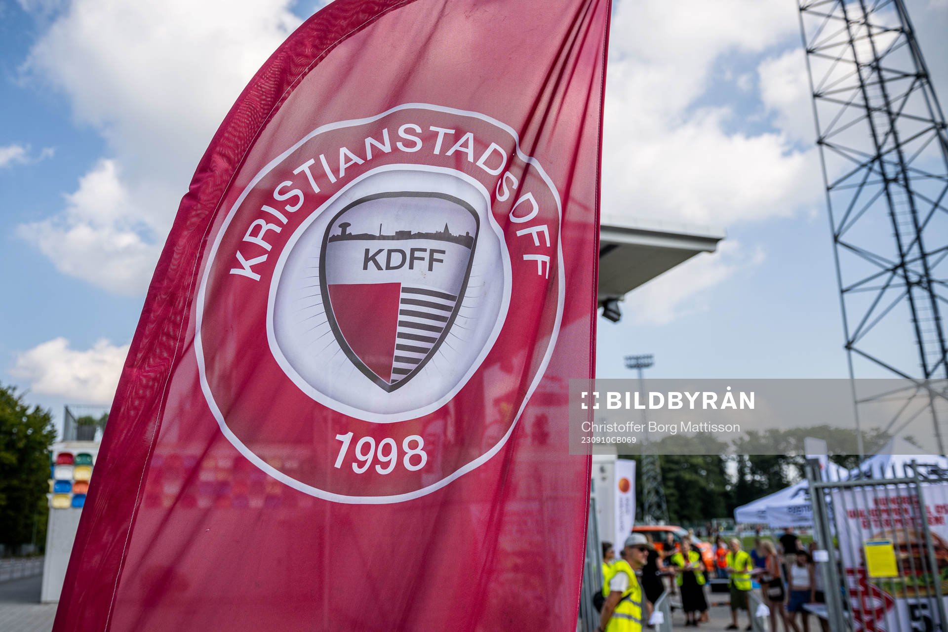 Kristianstads logotype på en flagga