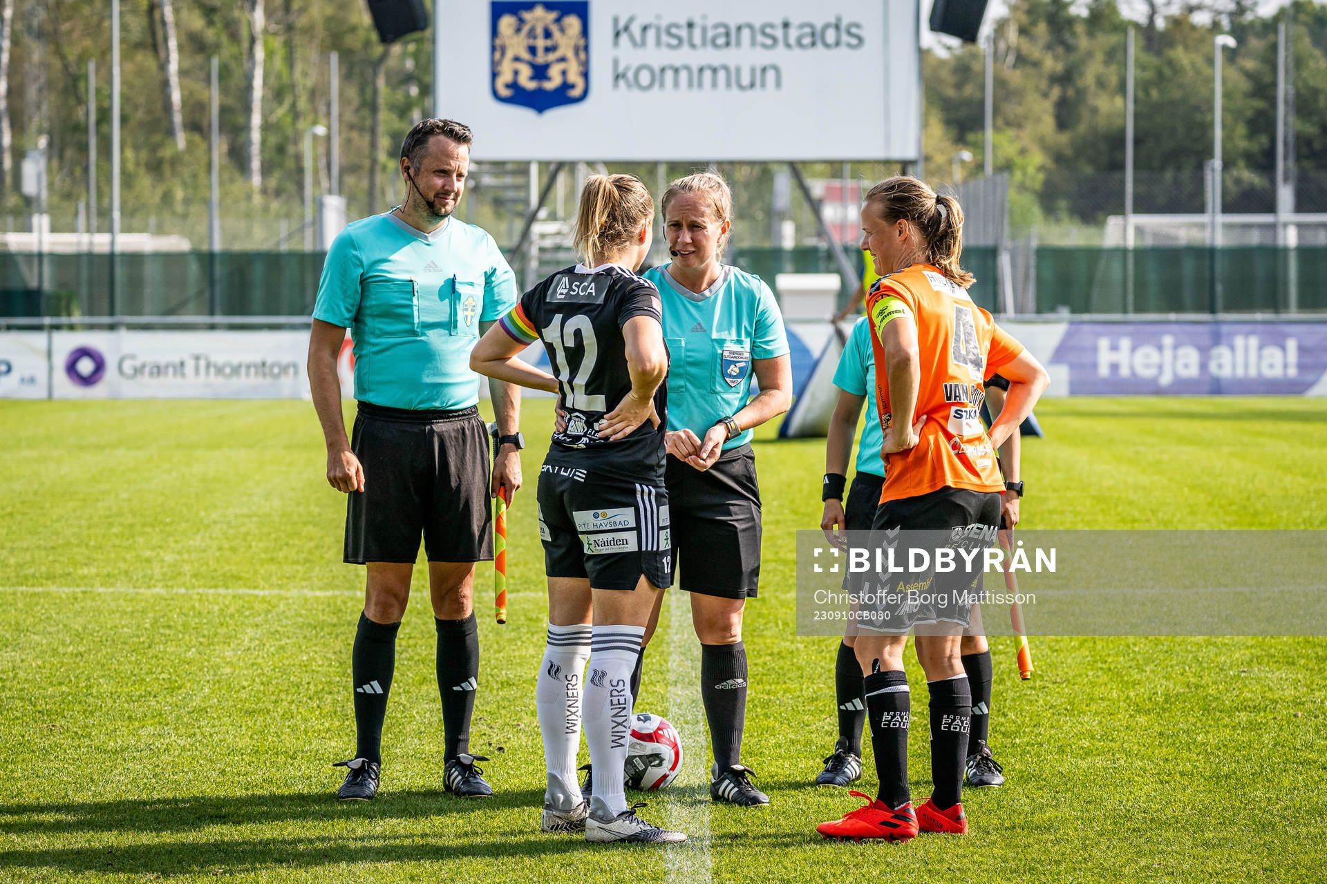Assisterande domare Magnus Blennersjö, Domare Sandra