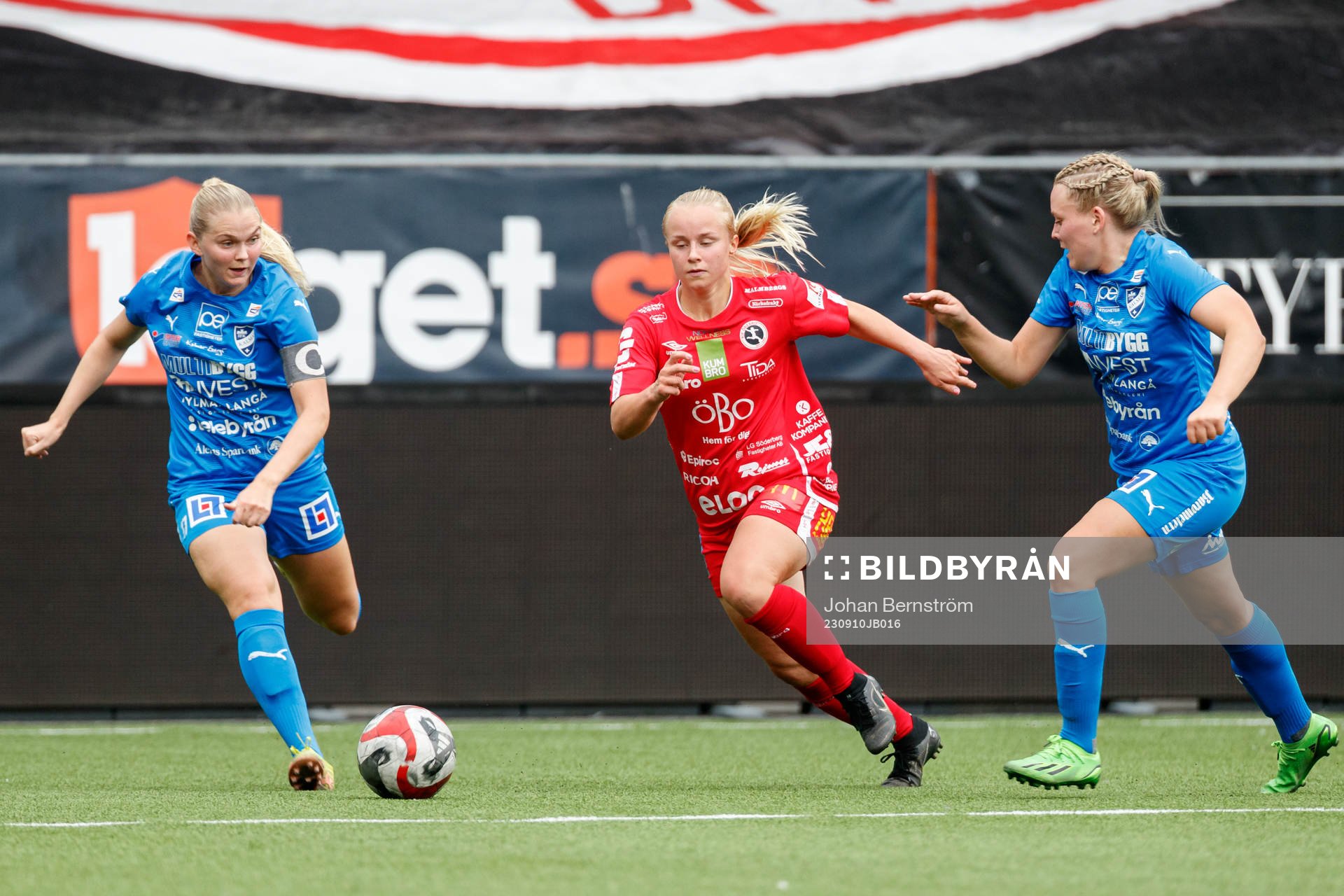 Kalmars Amanda Persson och Örebros Sara Ikonen