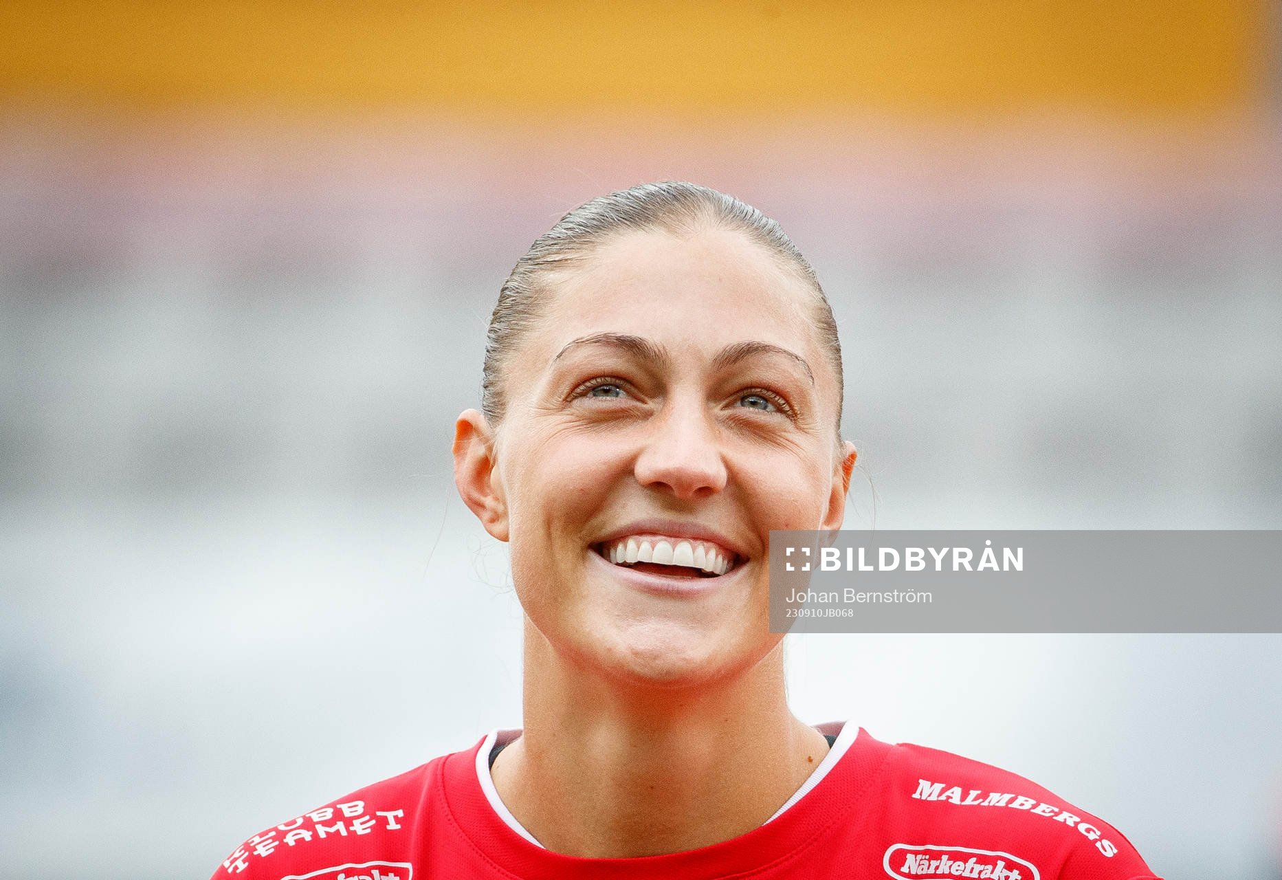 Örebros Hannah Davison