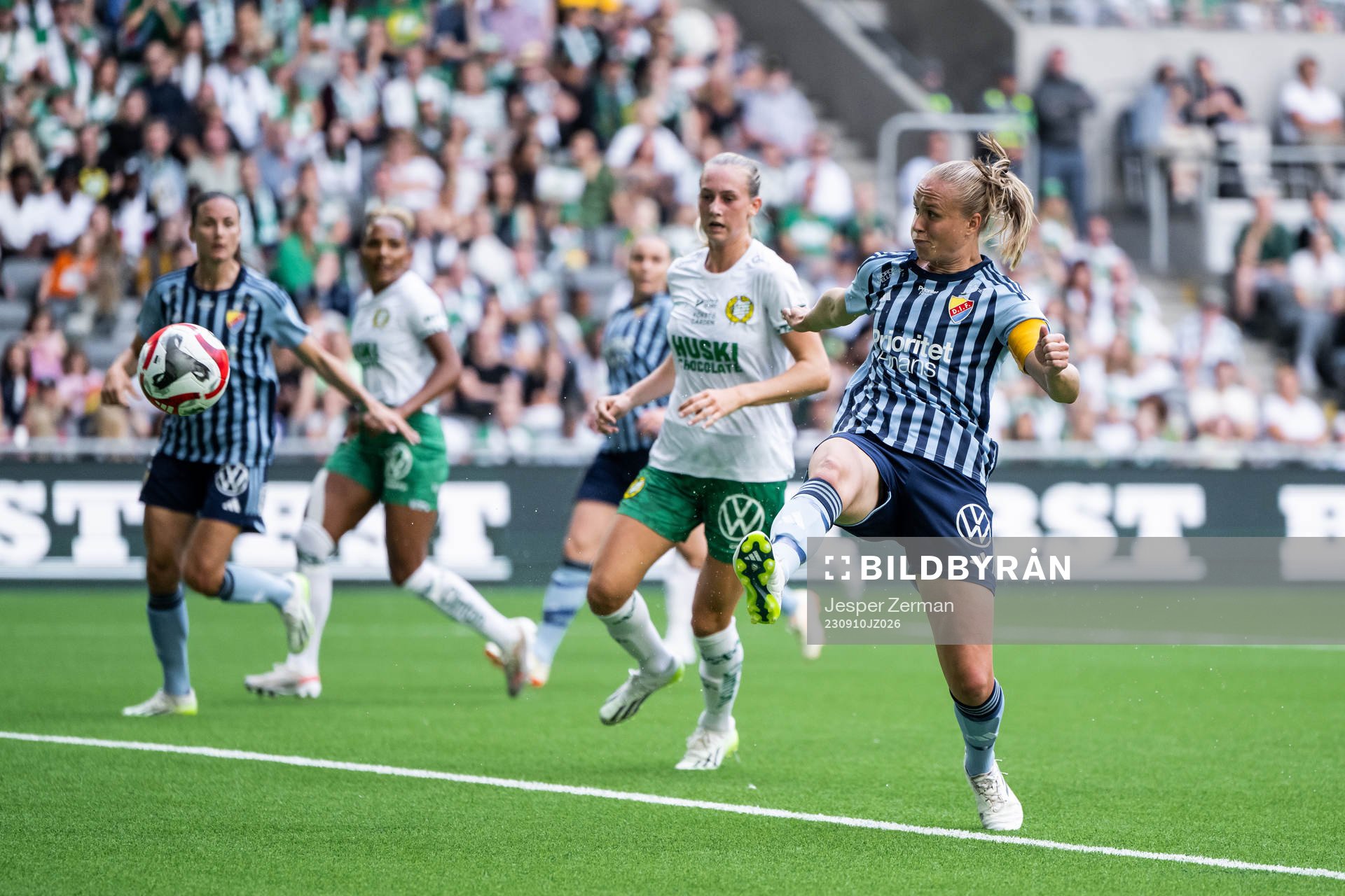 Djurgårdens Matilda Plan gör självmål till 1-0