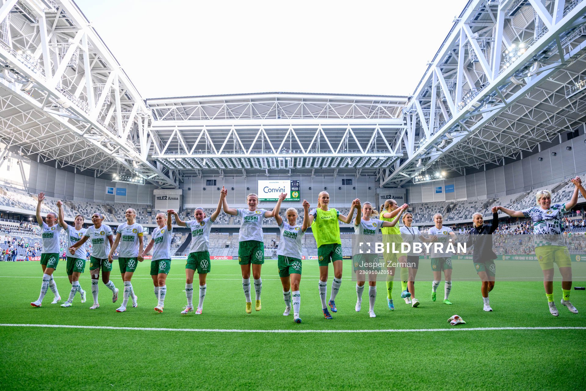 Hammarbys spelare jublar