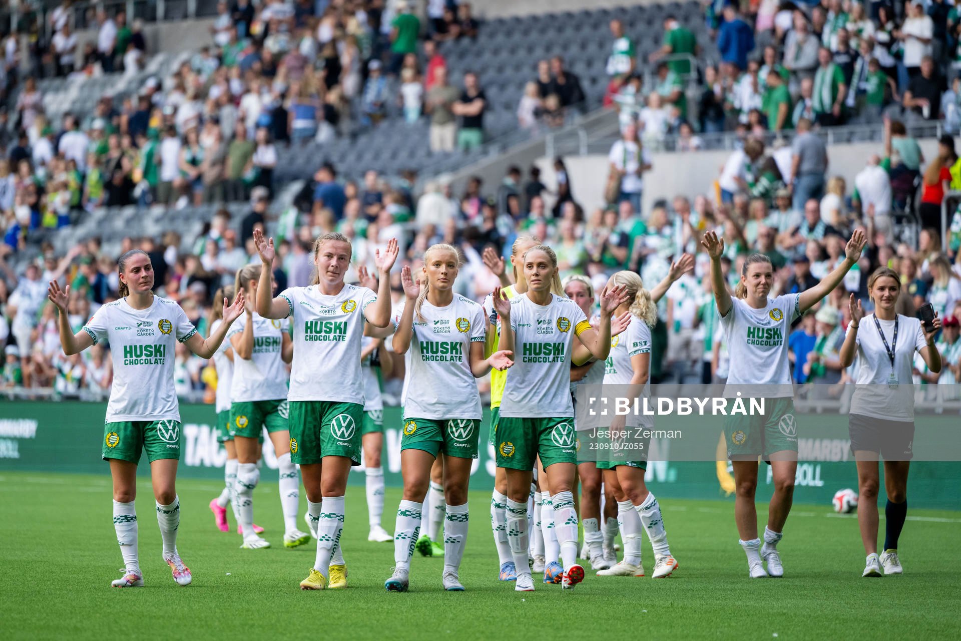 Hammarbys spelare jublar