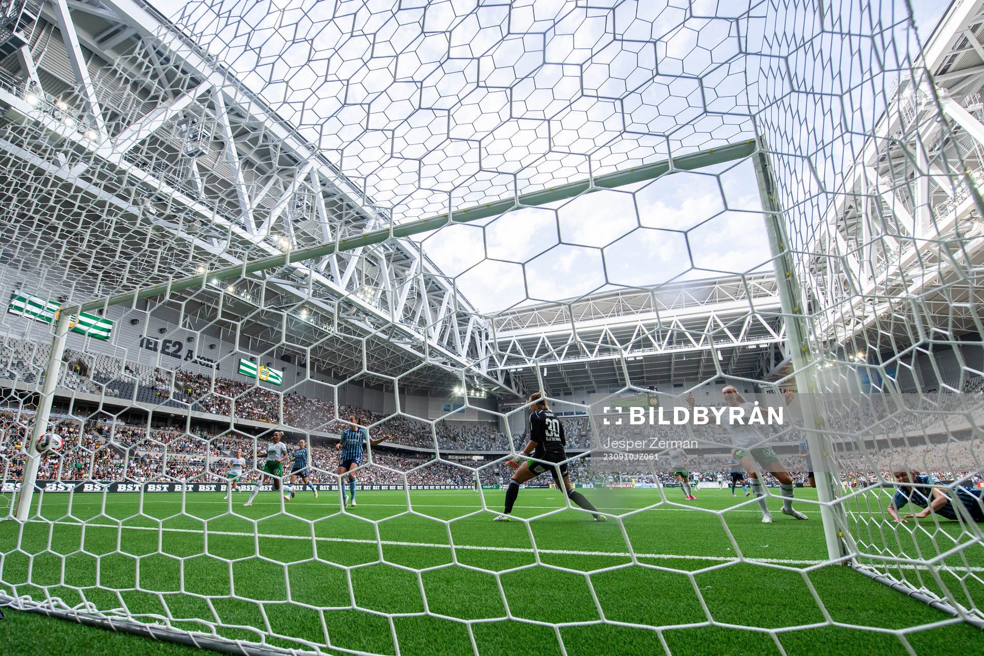 Hammarbys Ellen Wangerheim jublar