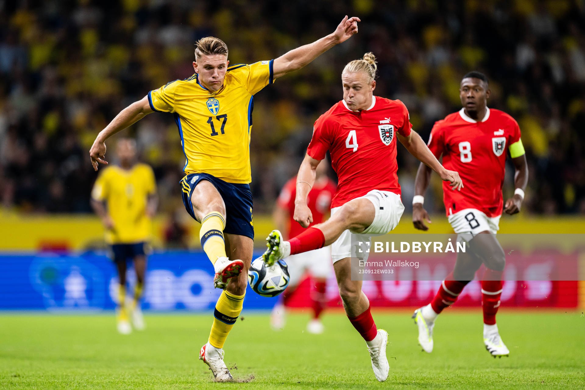 Viktor Gyökeres of Sweden and Xaver Schlager of Austria