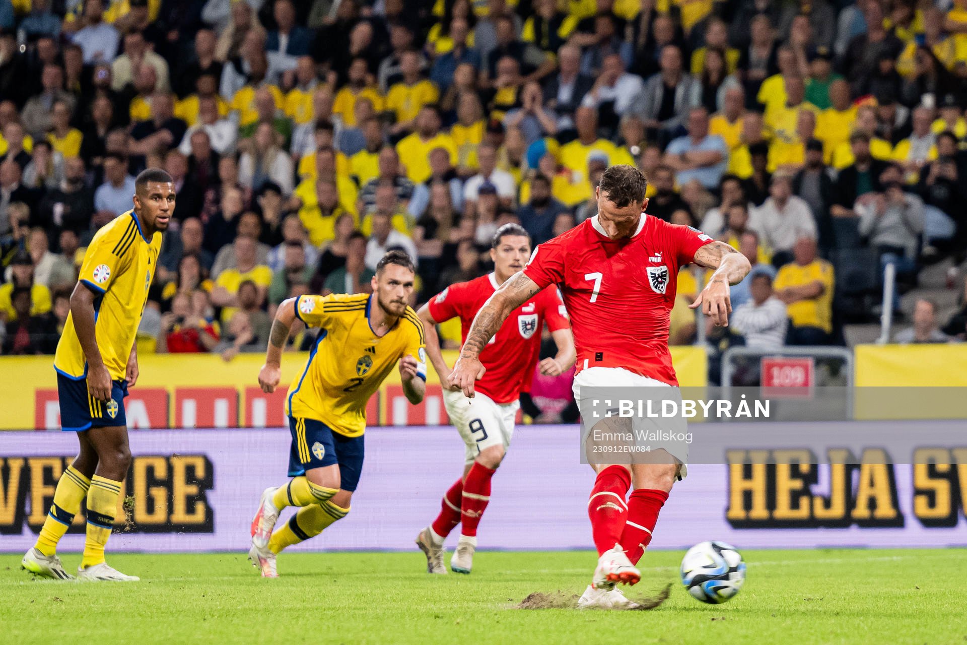 Marko Arnautovic of Austria scores the 0-3 goal