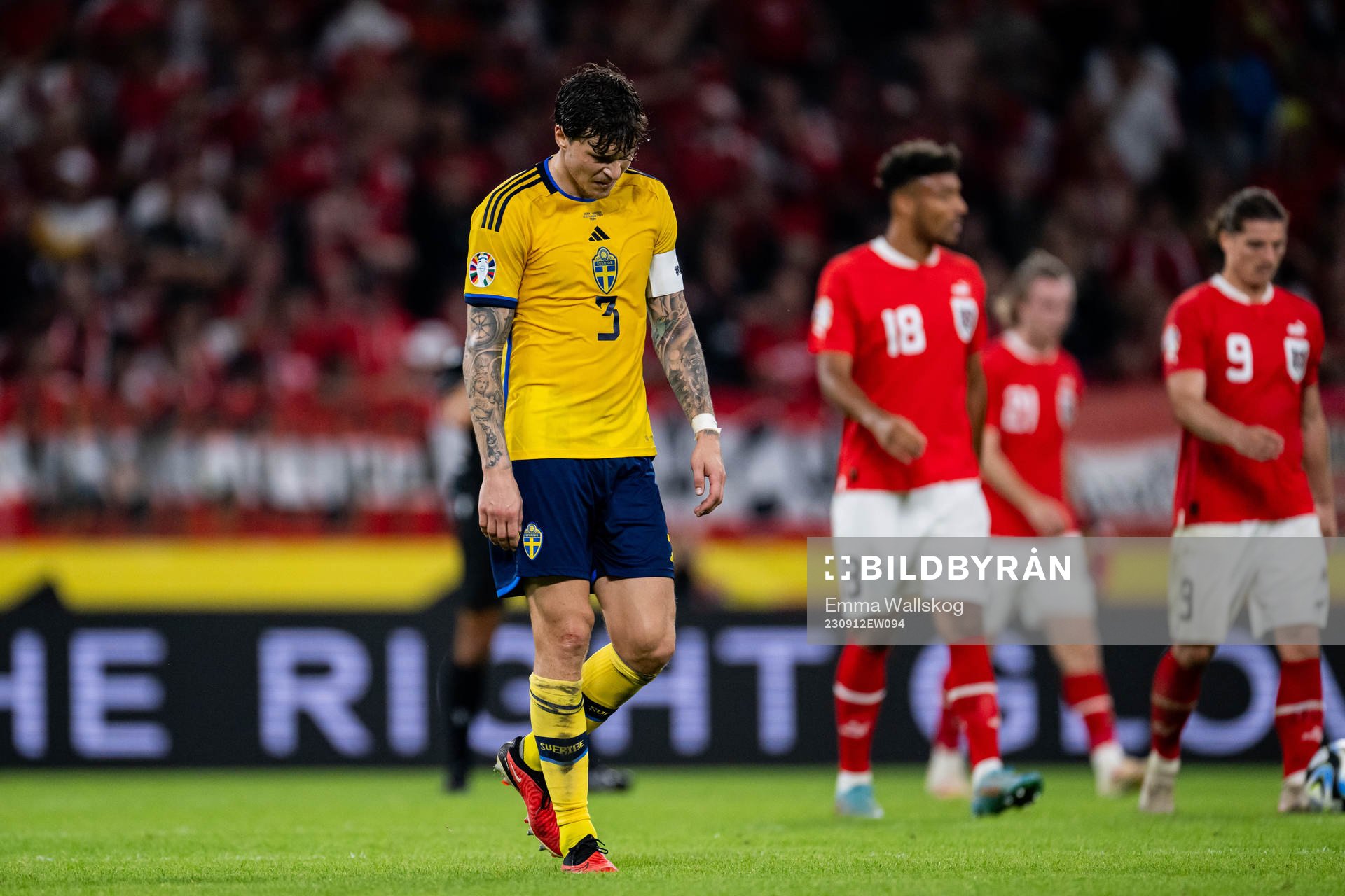Victor Nilsson Lindelöf of Sweden looks dejected