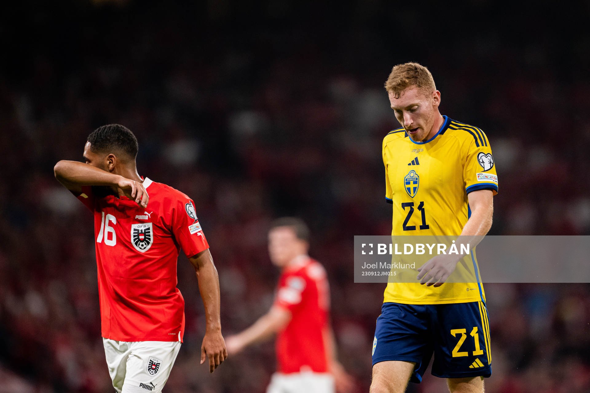Dejan Kulusevski of Sweden looks dejected