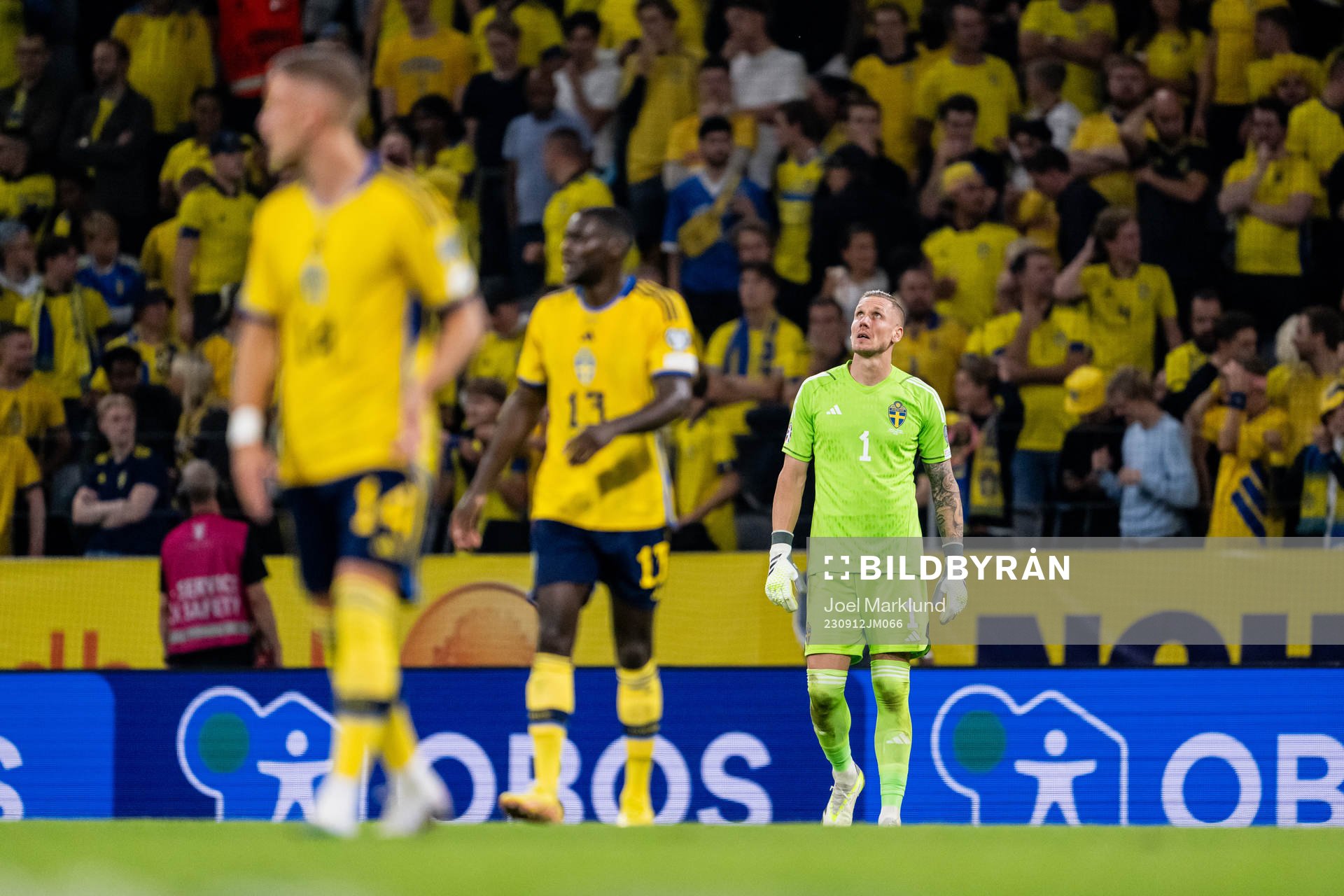 Goalkeeper Robin Olsen of Sweden looks dejected