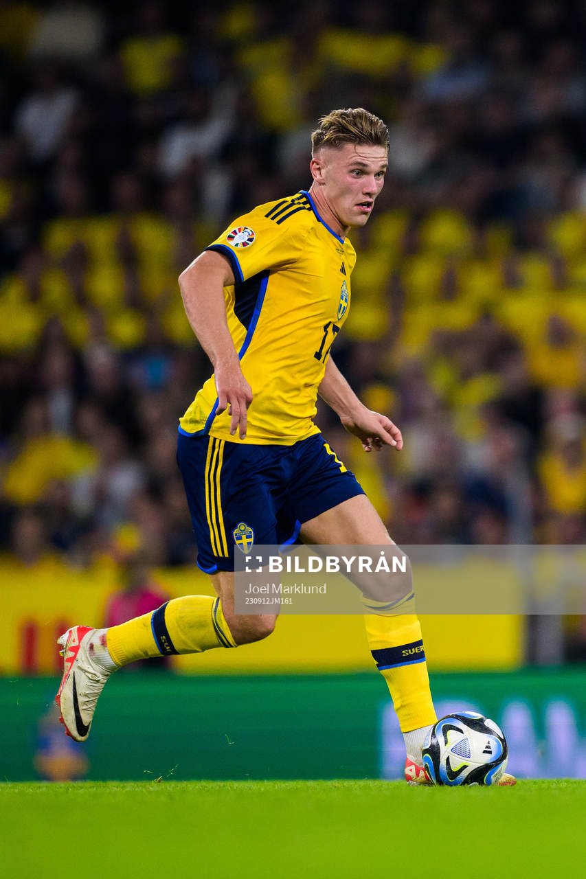 Viktor Gyökeres of Sweden