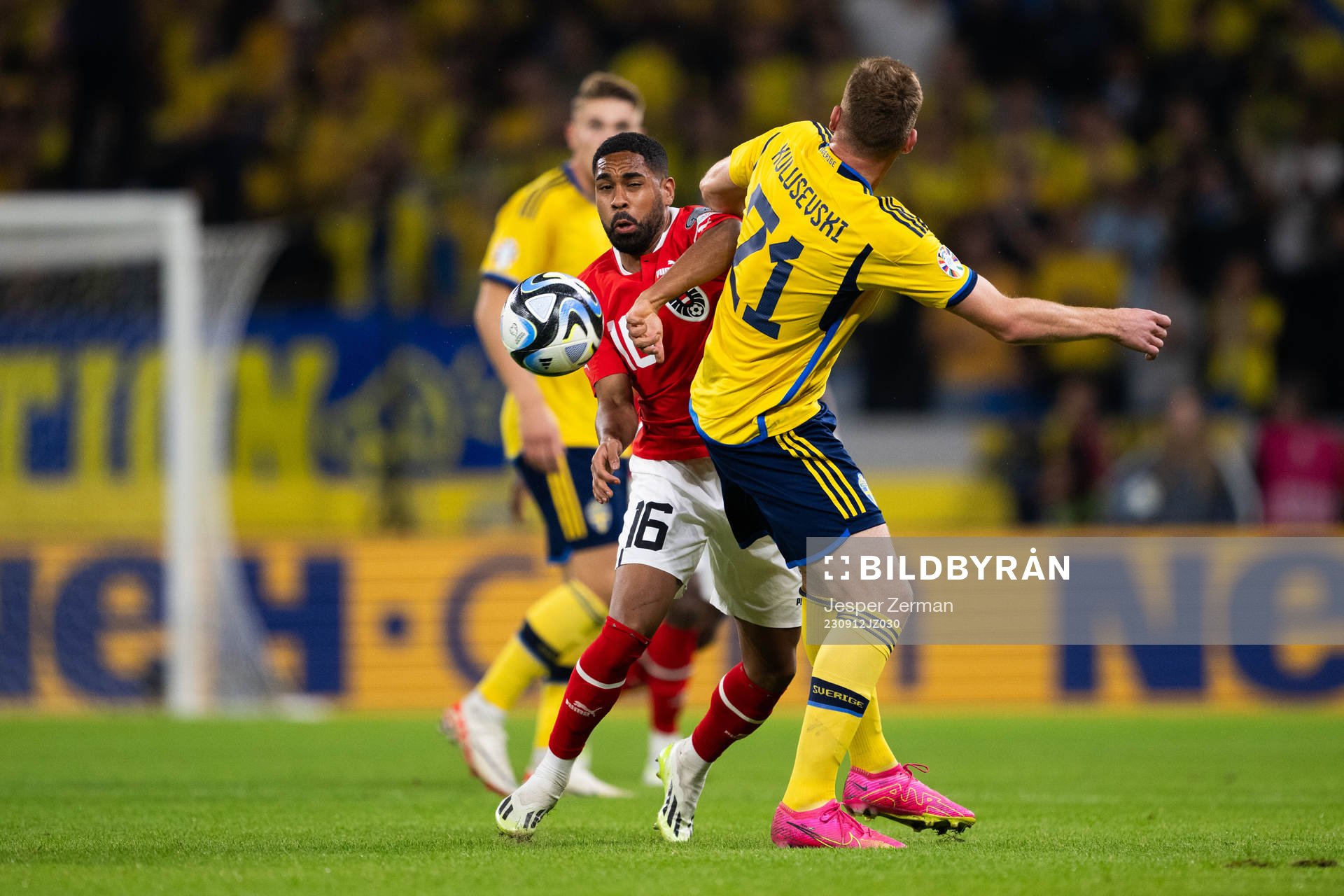 Philip Mwene of Austria and Dejan Kulusevski of Sweden
