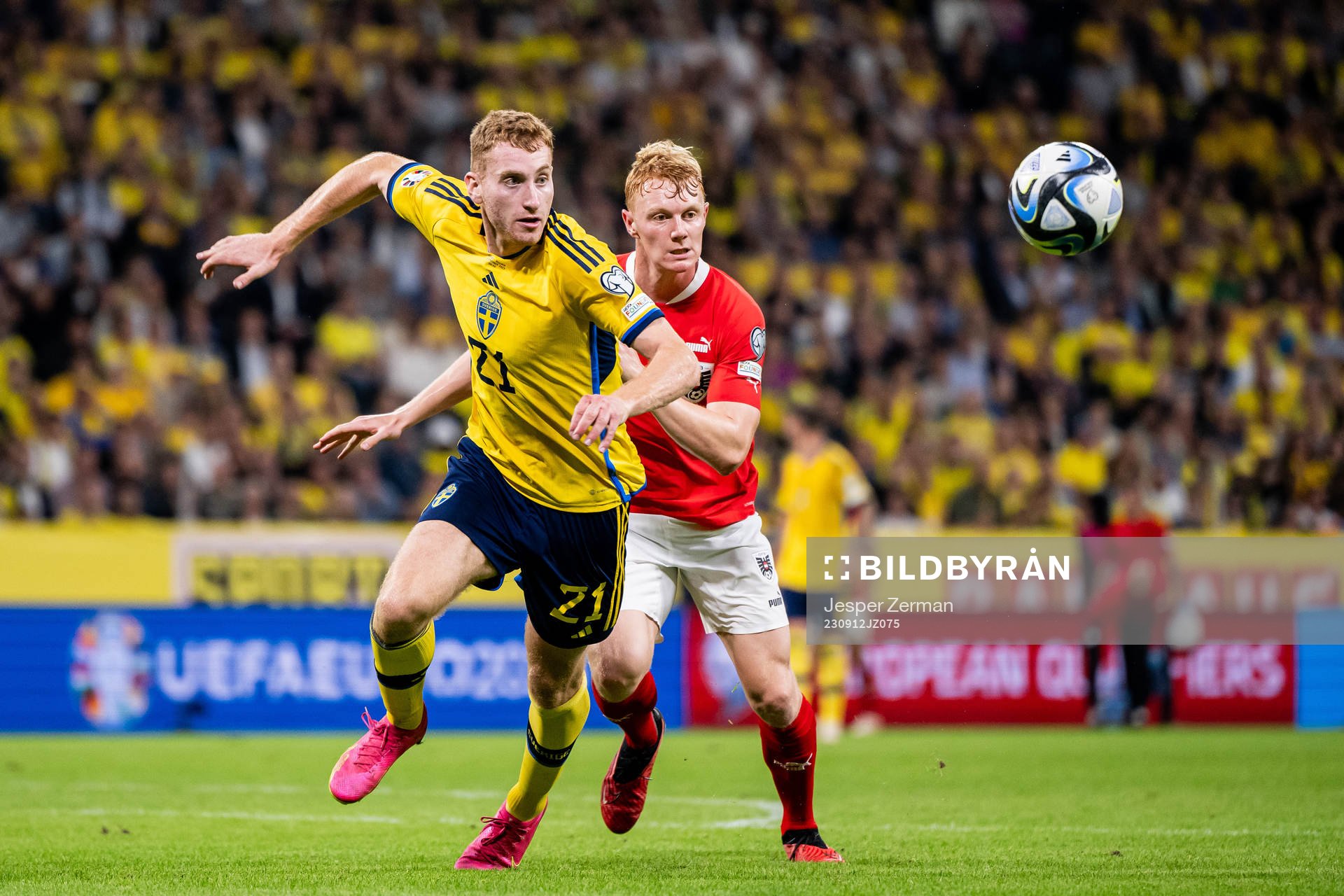 Dejan Kulusevski of Sweden and Nicolas Seiwald of Austria