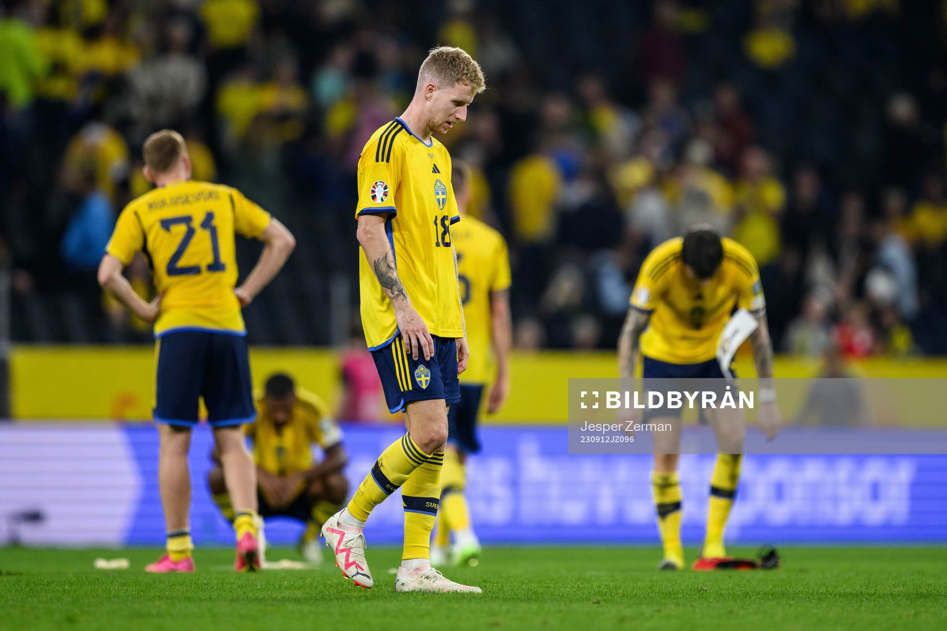 Samuel Gustafson of Sweden looks dejected