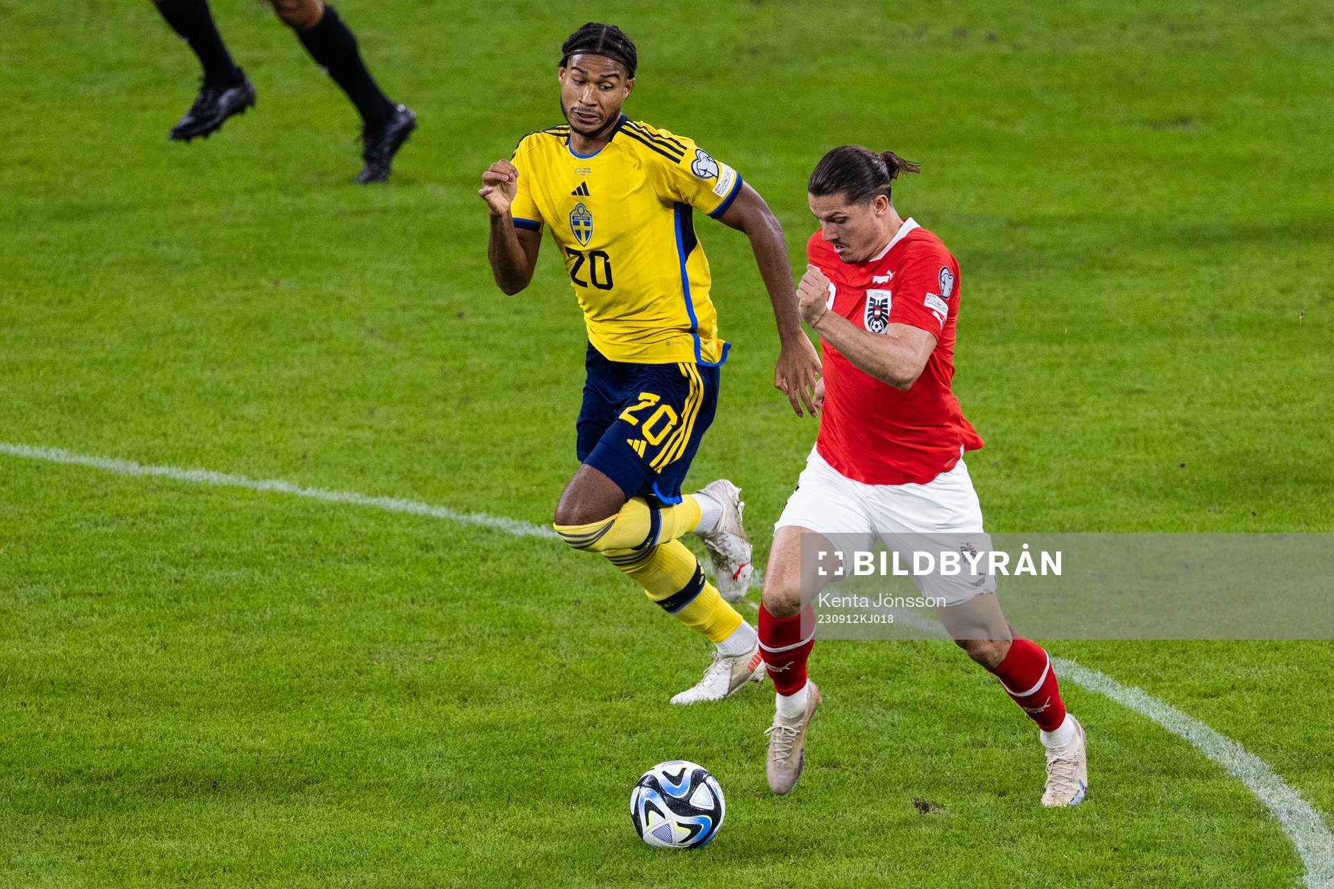 Jens-Lys Michel Cajuste of Sweden and Marcel Sabitzer of