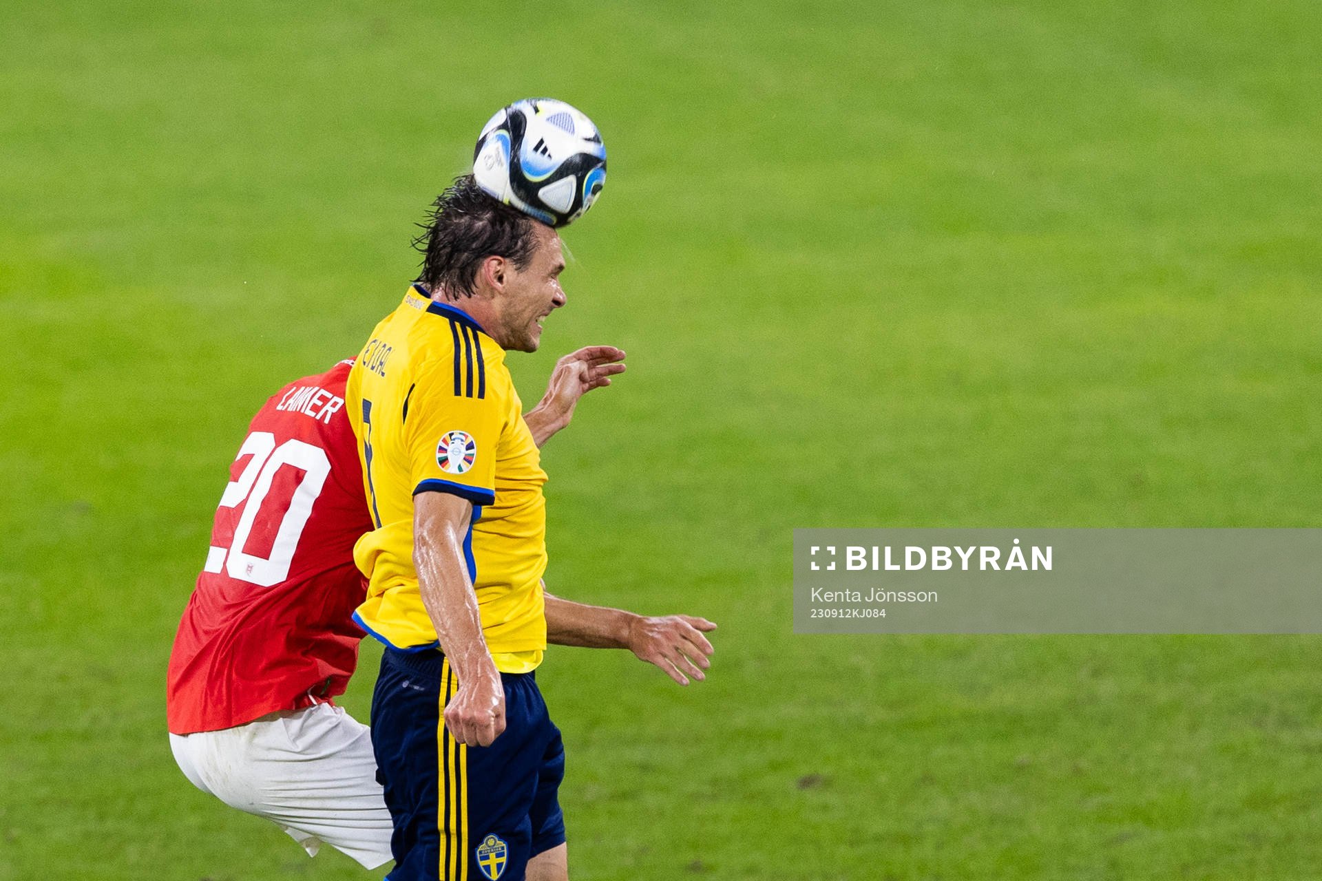 Albin Ekdal of Sweden