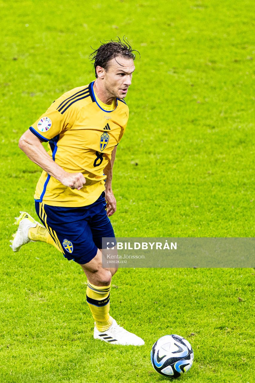 Albin Ekdal of Sweden