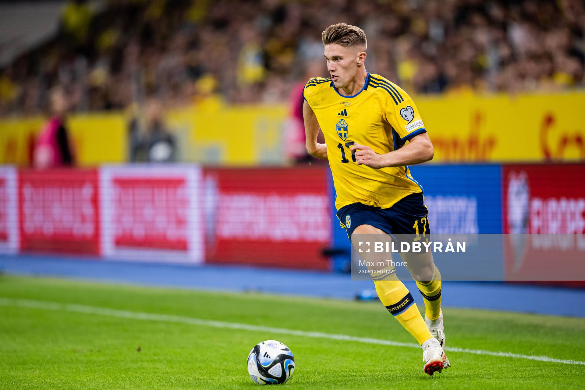 Viktor Gyökeres of Sweden
