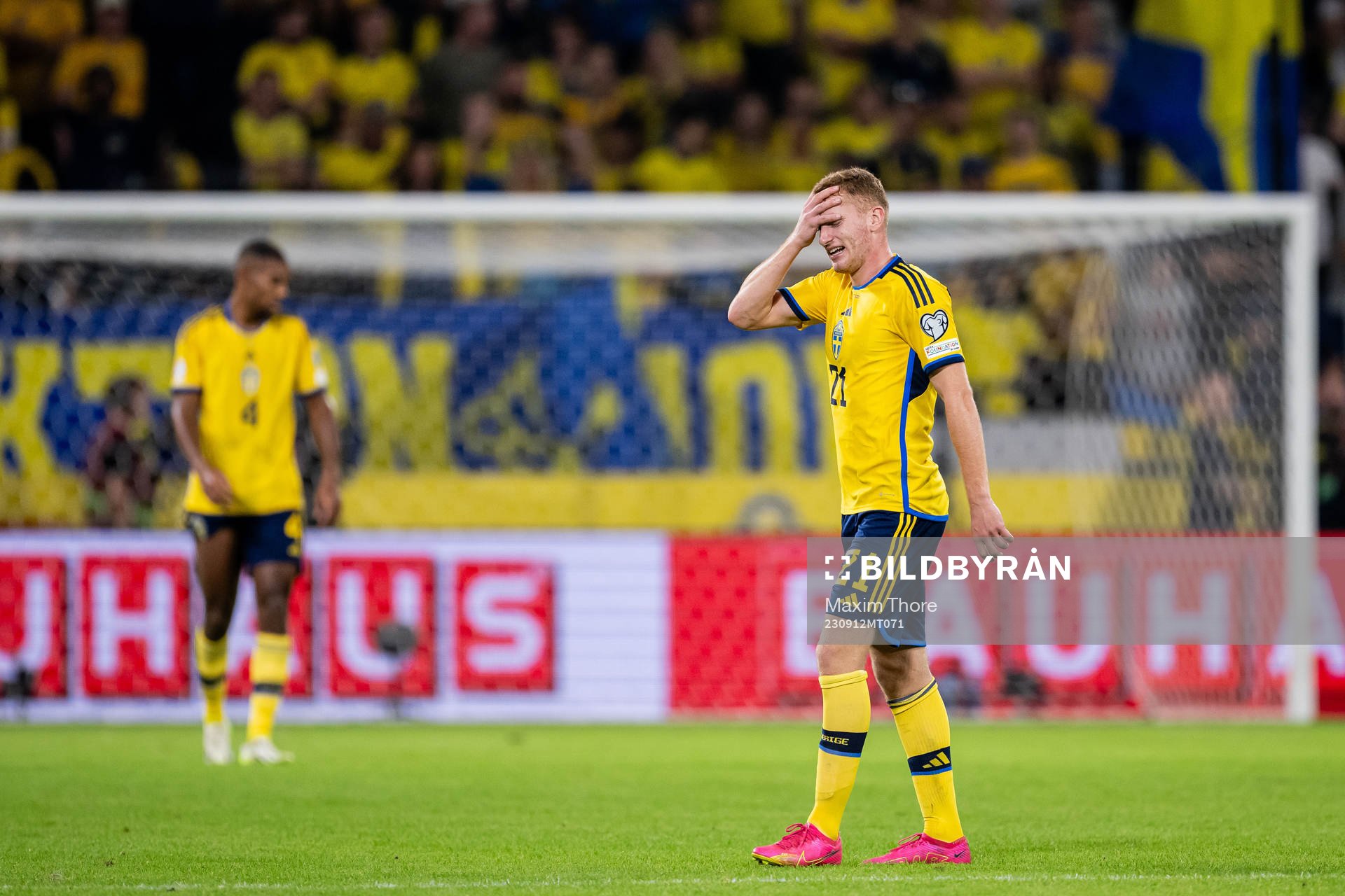 Dejan Kulusevski of Sweden looks dejected