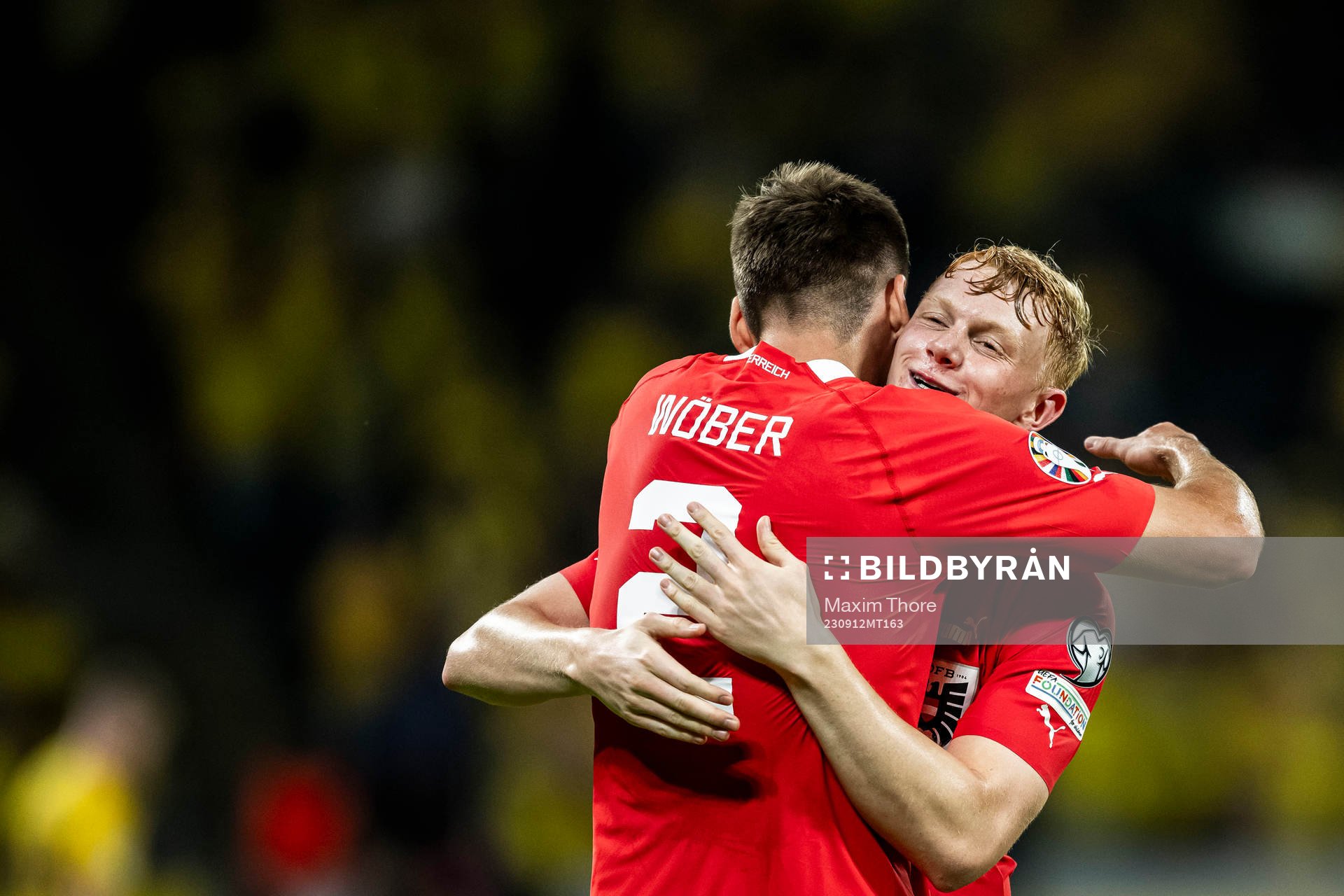 Maximilian Wöber and Nicolas Seiwald of Austria celebrate