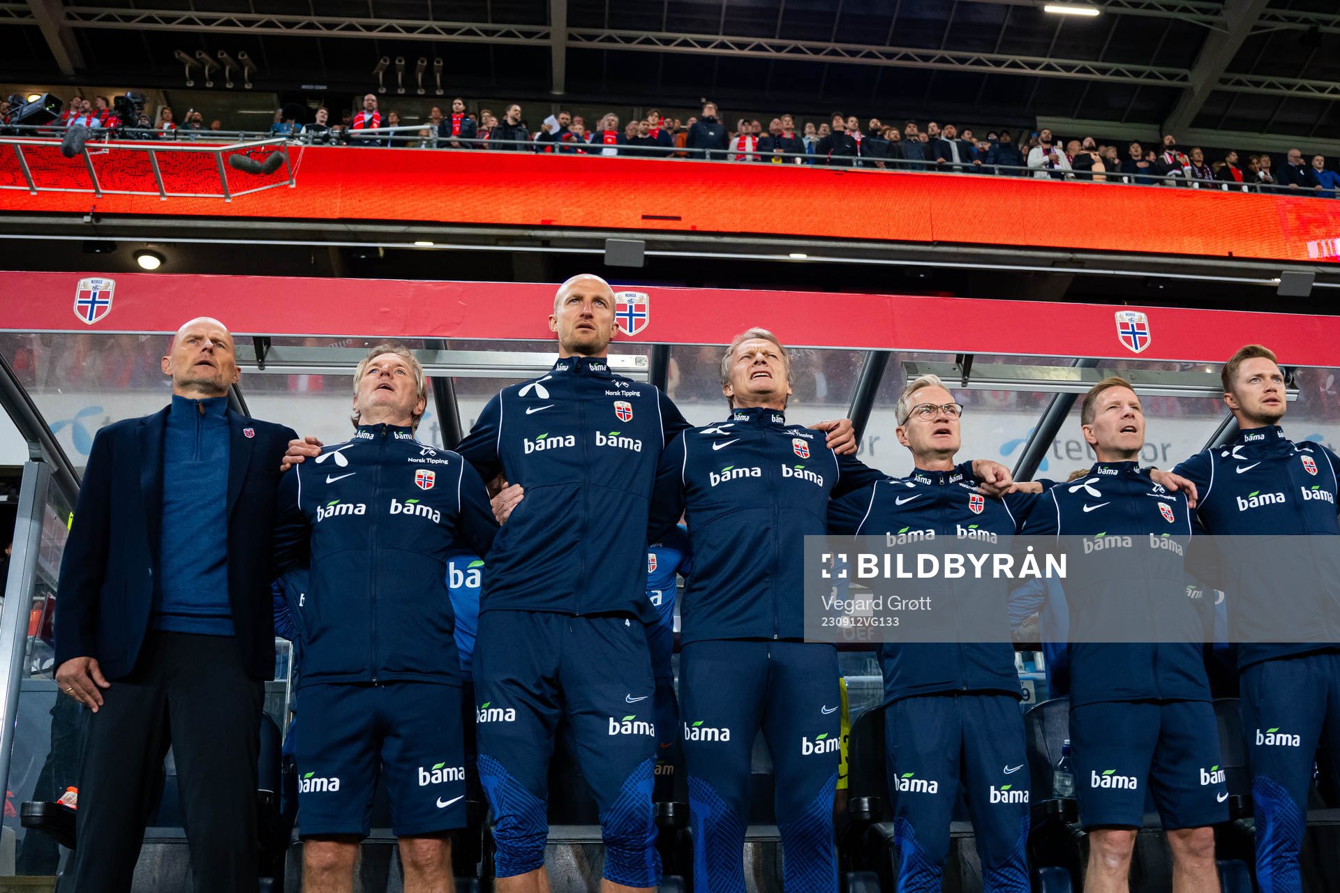 Ståle Solbakken, head coach of Norway, and his staff
