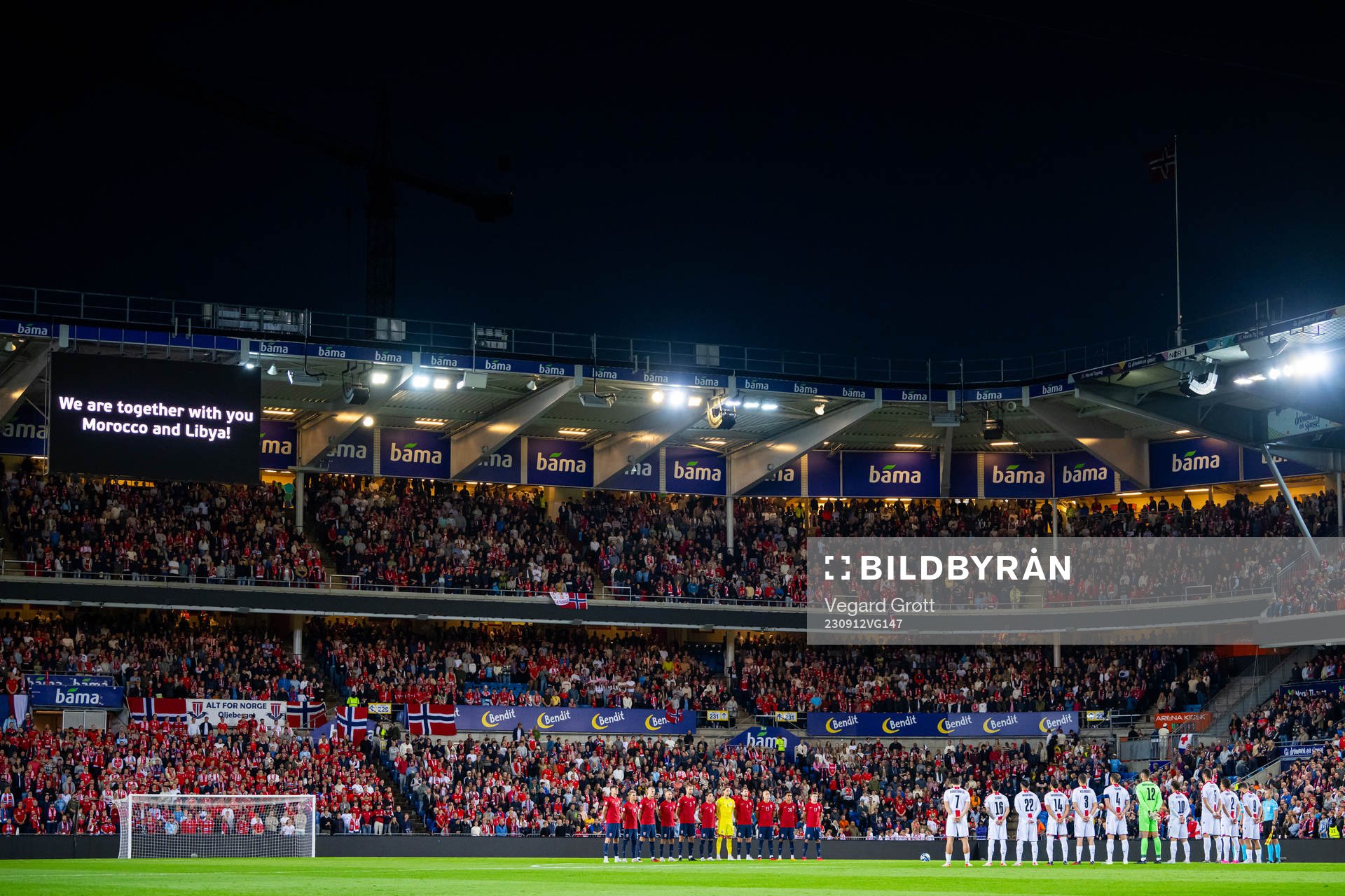 Players of Norway and Georgia