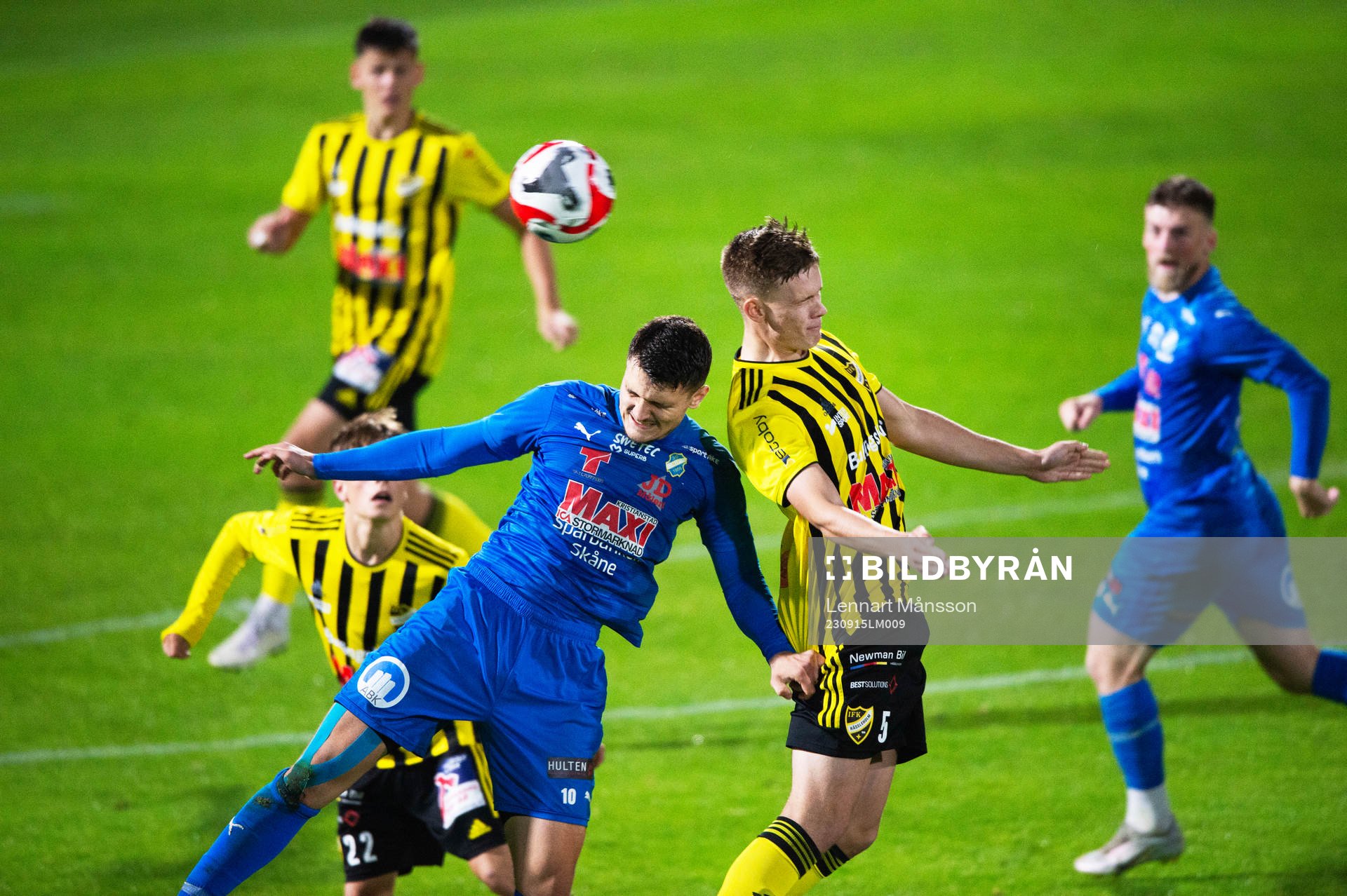 IFK Hässleholms Axel Henriksson i matchen i division 2