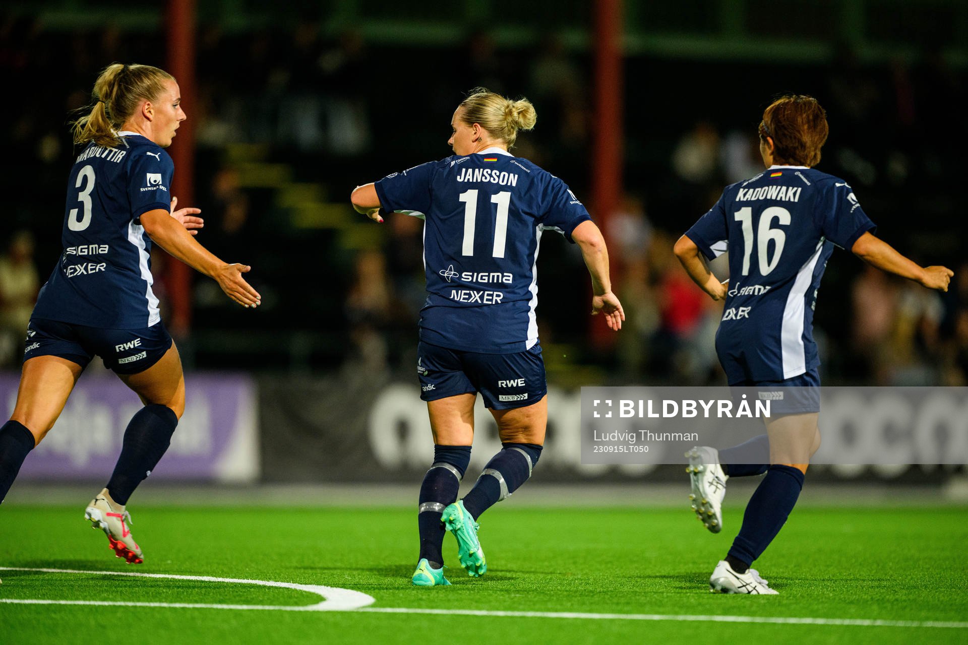 FC Rosengårds Gudrun Arnardottir och Emma Jansson