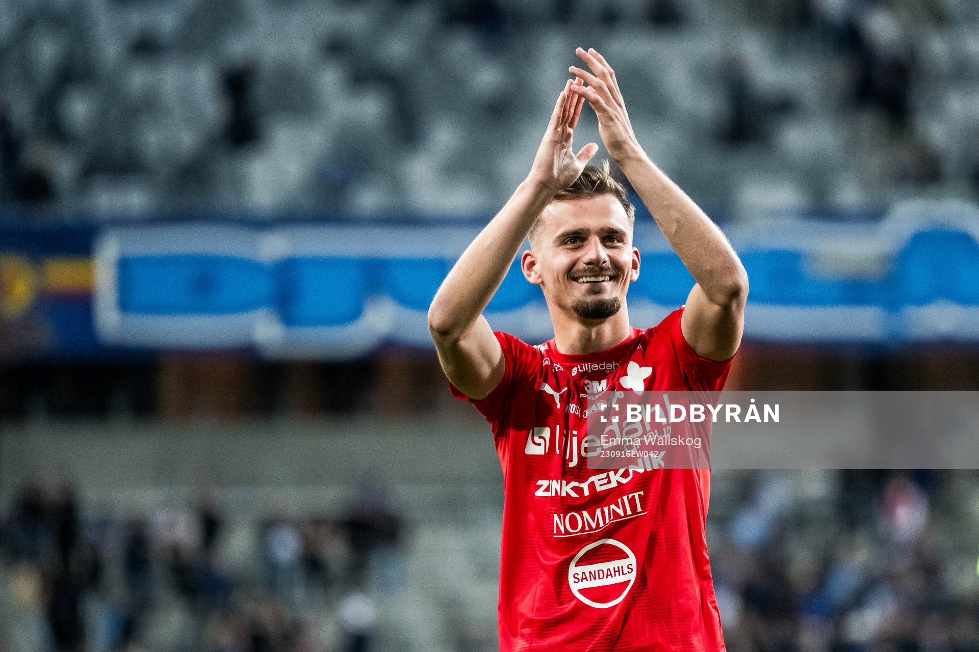 Värnamos Ajdin Zeljkovic jublar