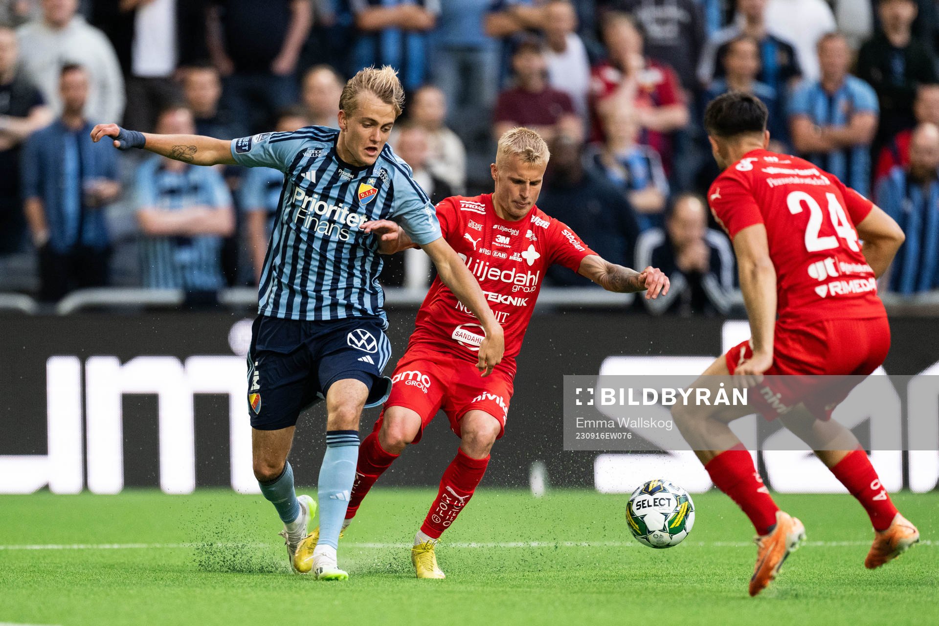 Djurgårdens Oskar Fallenius och Värnamos Viktor Bergh