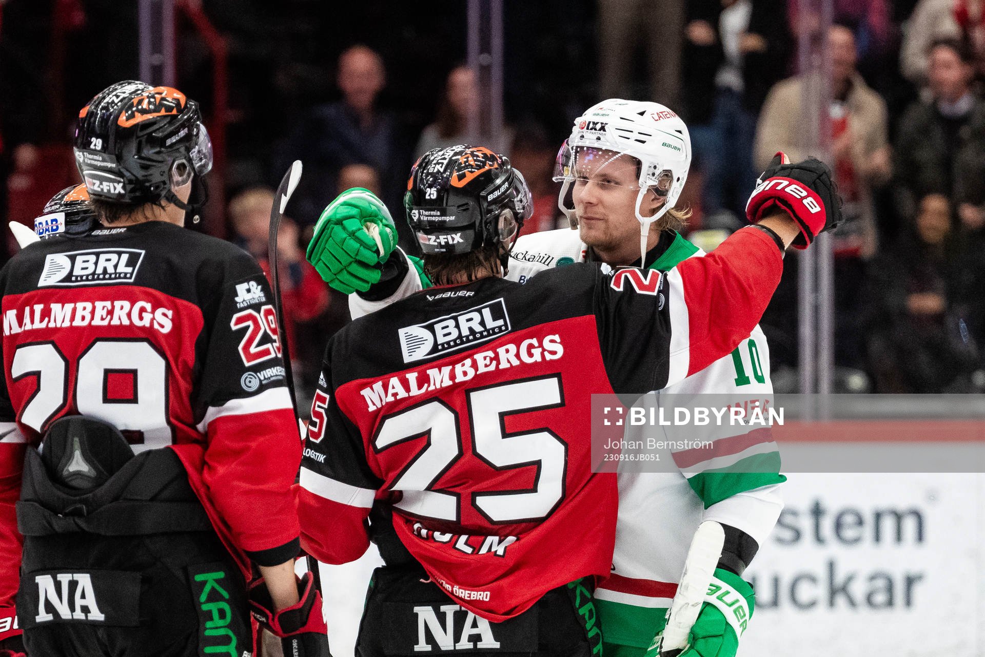Örebros Philip Holm och Rögles Rodrigo Abols