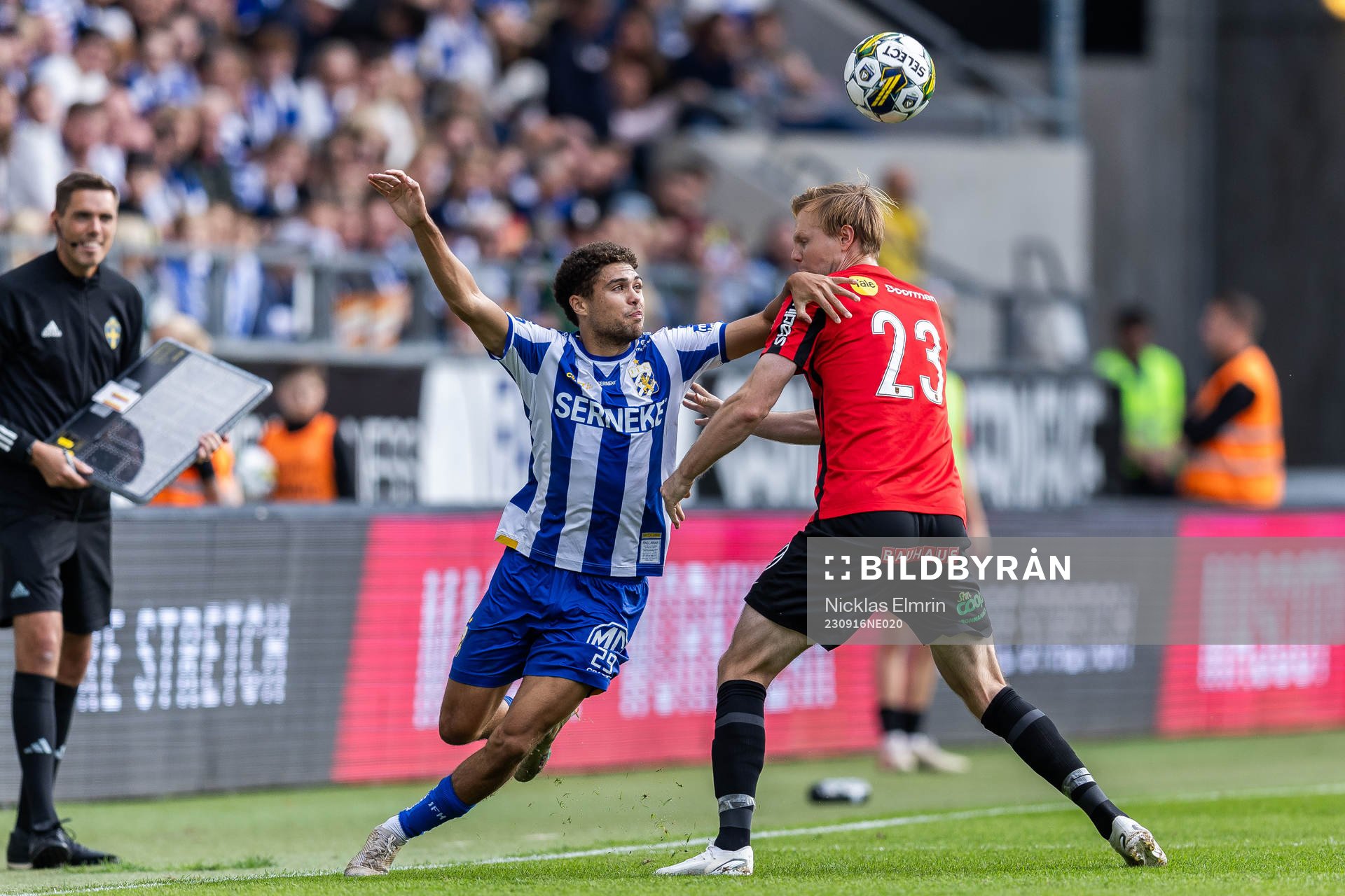 IFK Göteborgs Thomas Santos och Brommapojkarnas Tim Waker