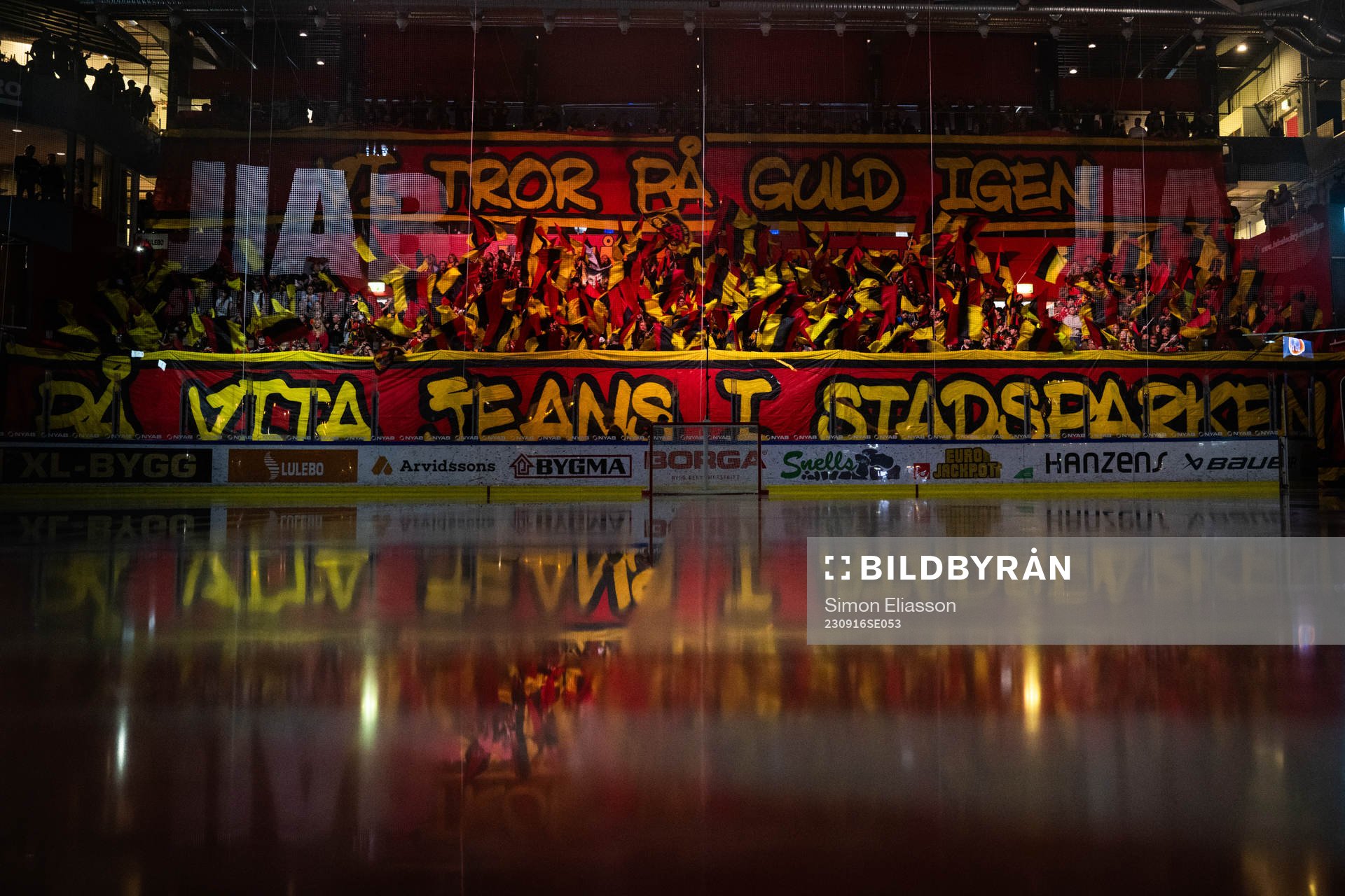 Luleås supportrar med tifo