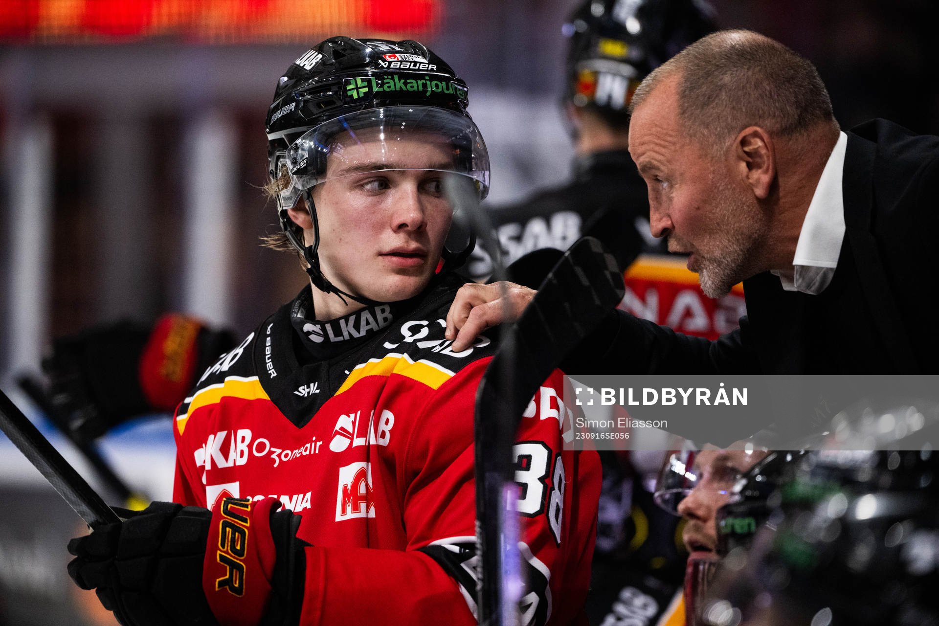 Luleås Olli Nikupeteri och tränare Thomas Berglund