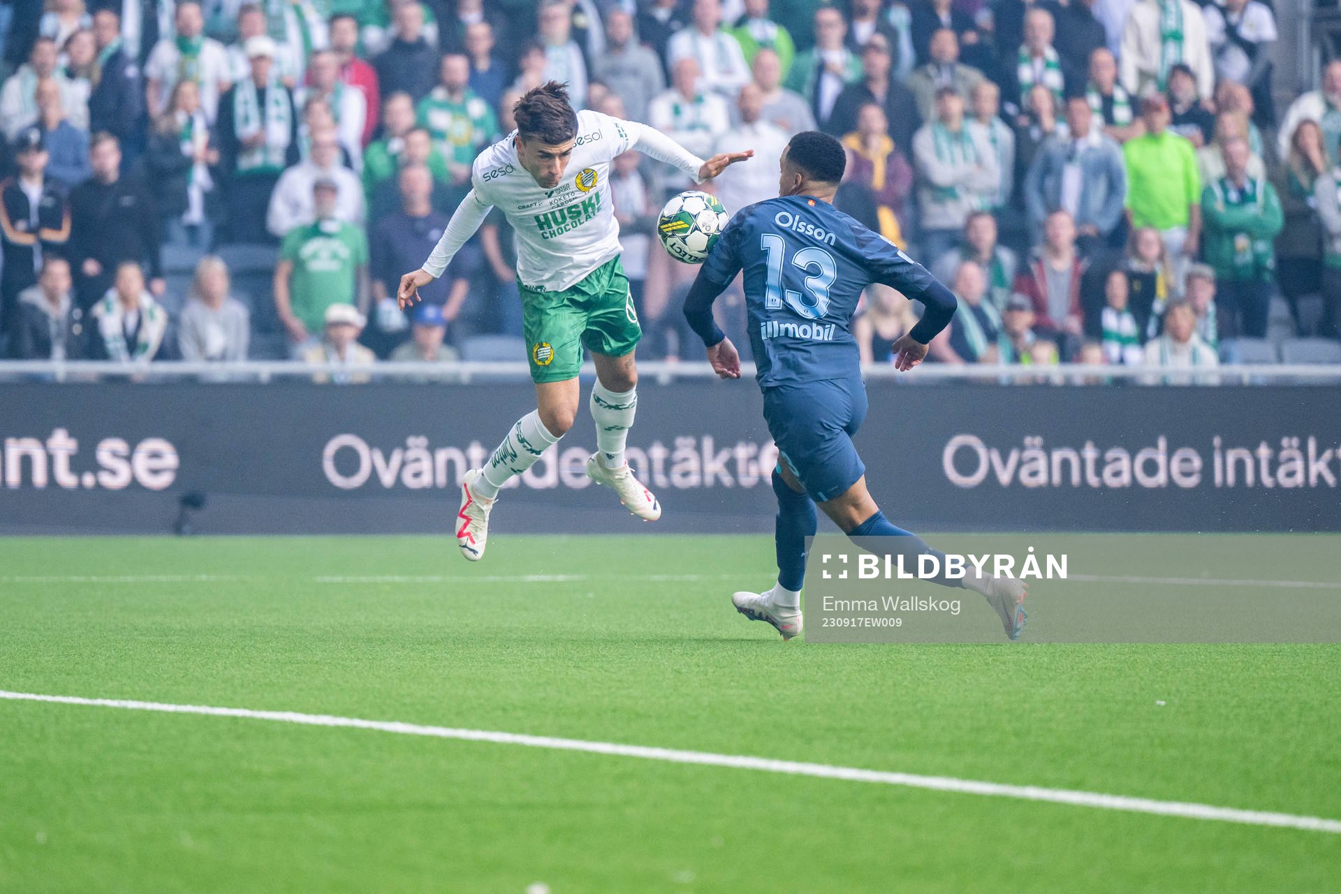Hammarbys Marc Llinares Barragan och Malmö FFs Martin