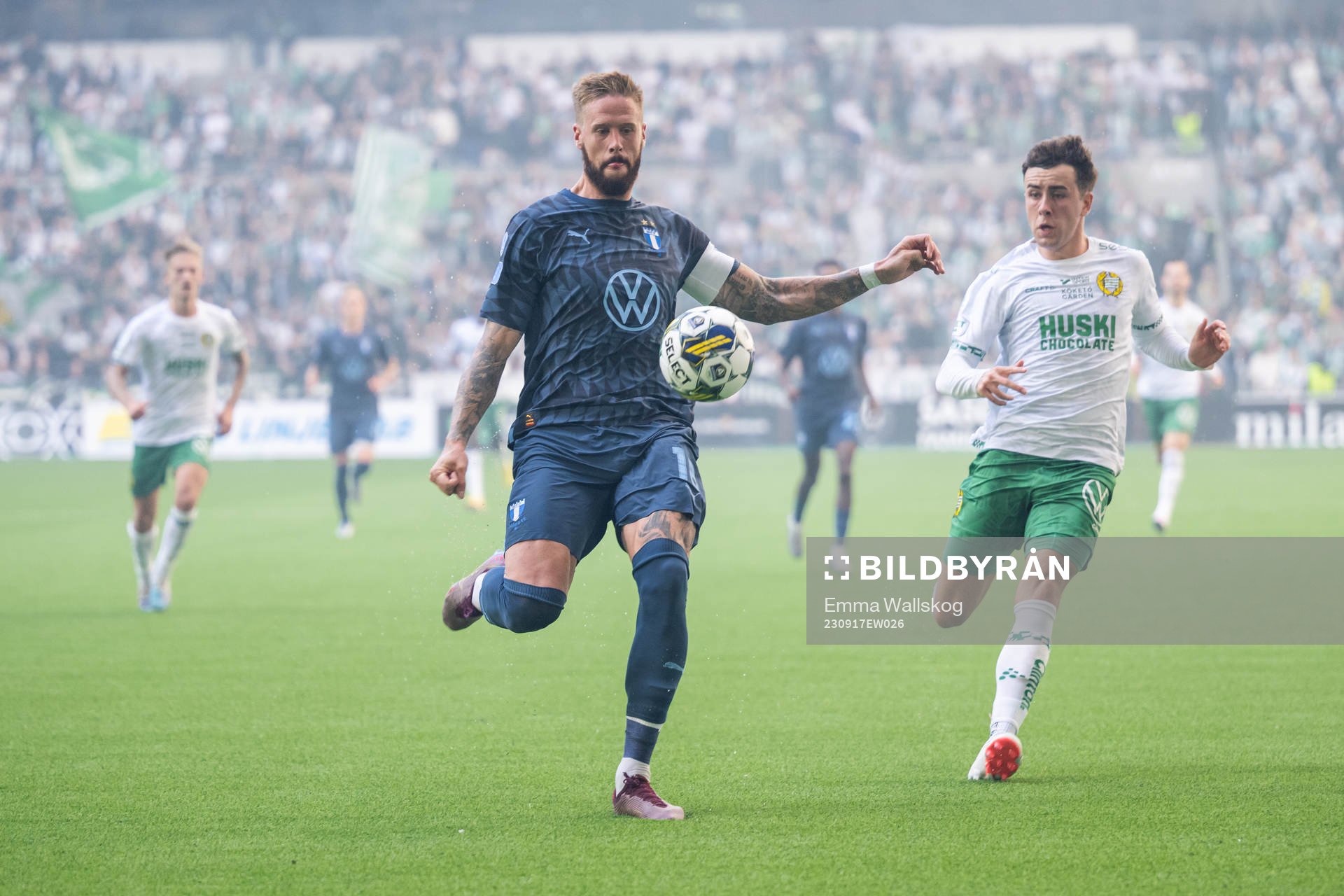Malmö FFs Pontus Jansson och Hammarbys Marc Llinares