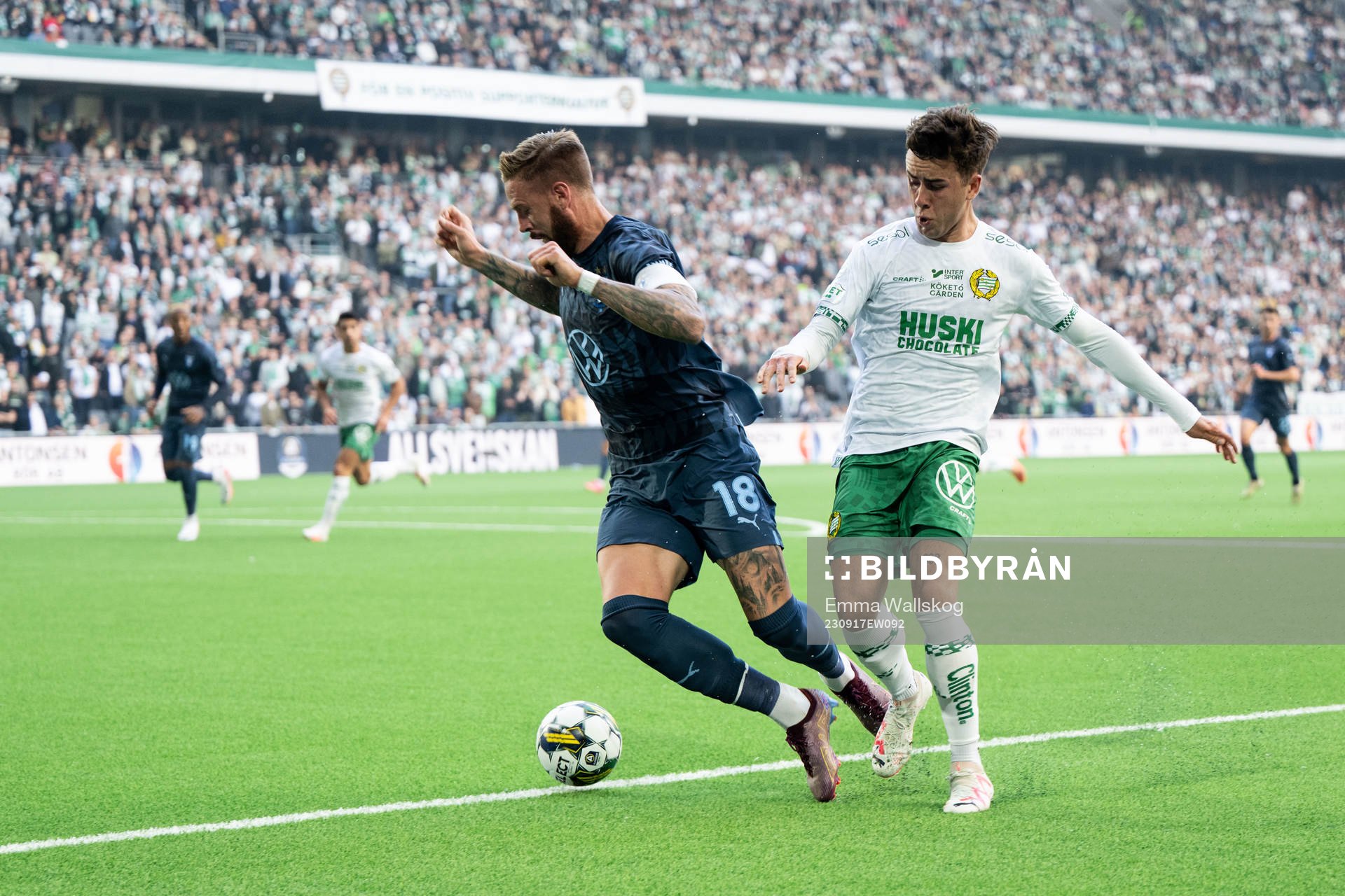 Malmö FFs Pontus Jansson och Hammarbys Marc Llinares