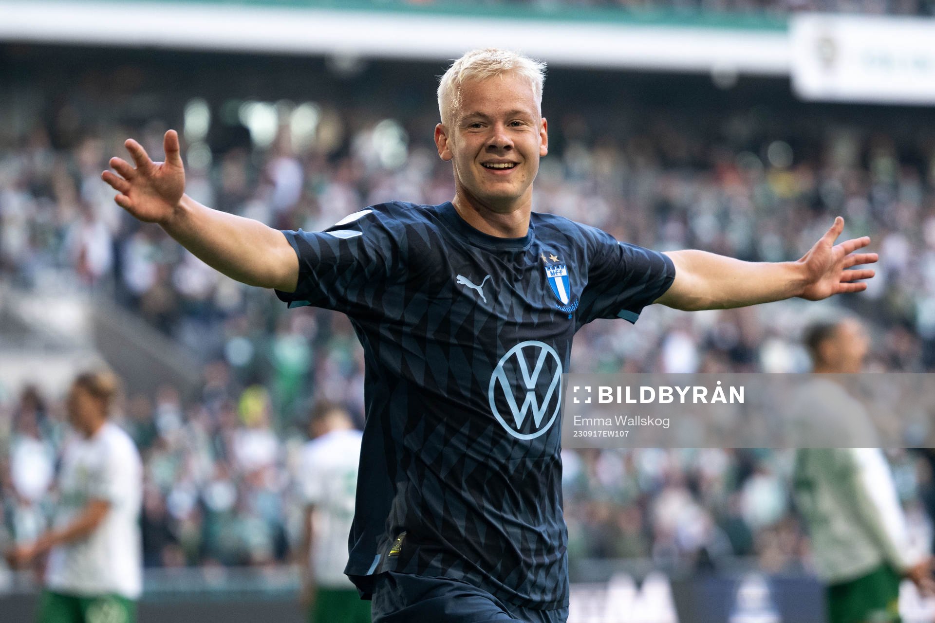 Malmö FFs Otto Rosengren jublar efter 0-3 under fotbollsmatchen i Allsvenskan mellan Hammarby och Malmö FF den 17 september 2023 i Stockholm.